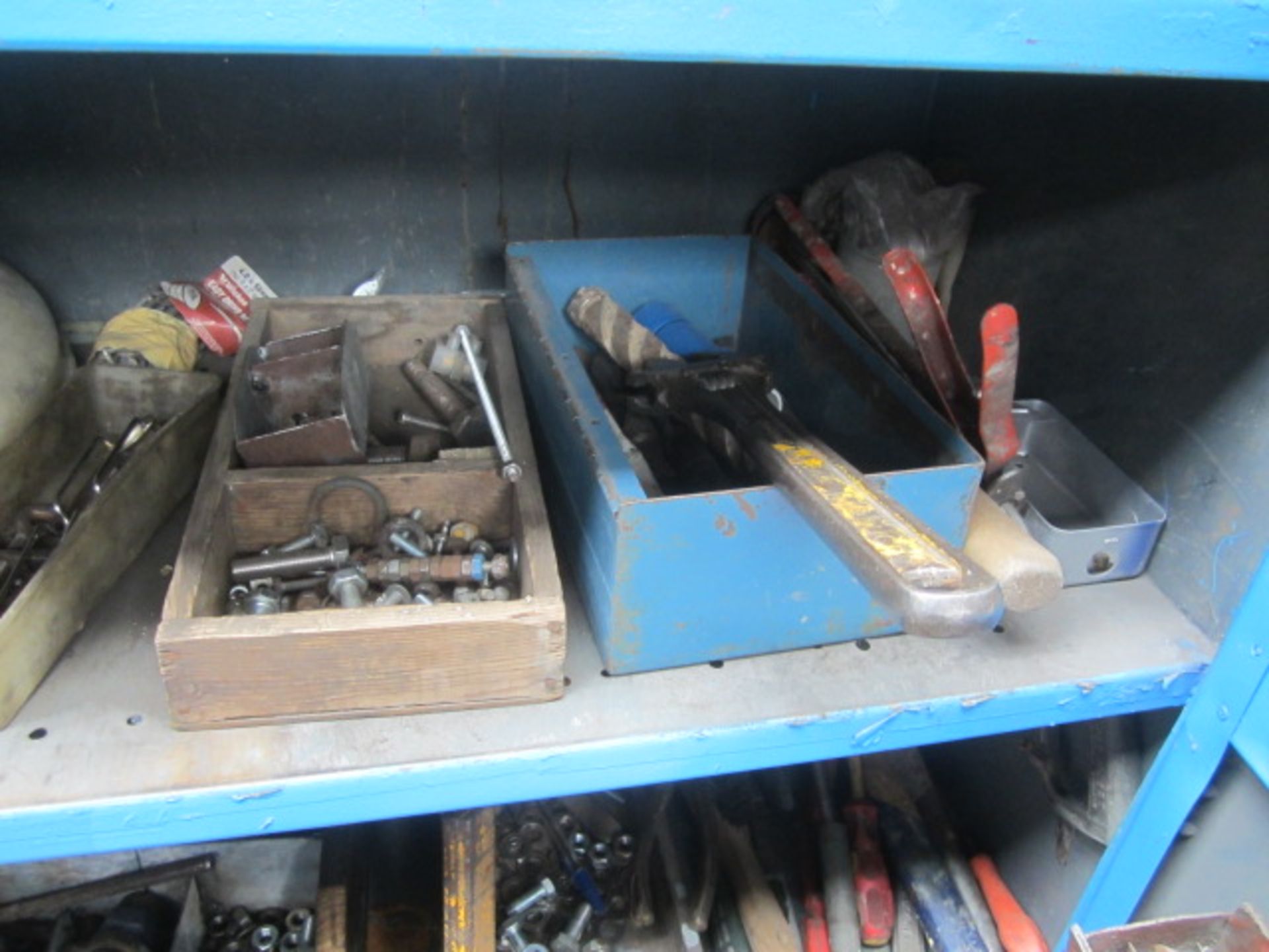 Twin door cabinet and multi door locker, contents to include wrenches, spanners, hand tools, nuts, - Image 4 of 10