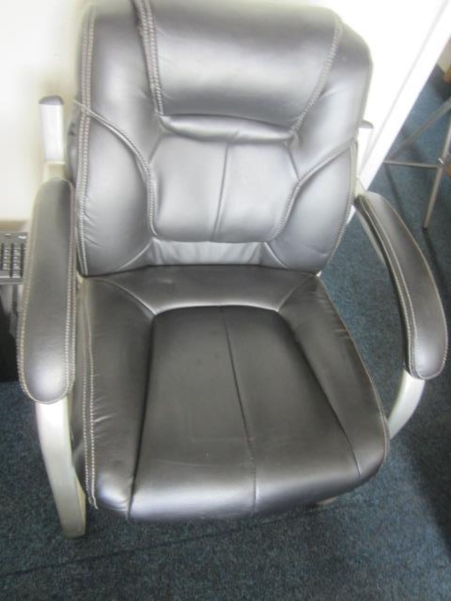 Ten leatherette meeting chairs - Image 3 of 3