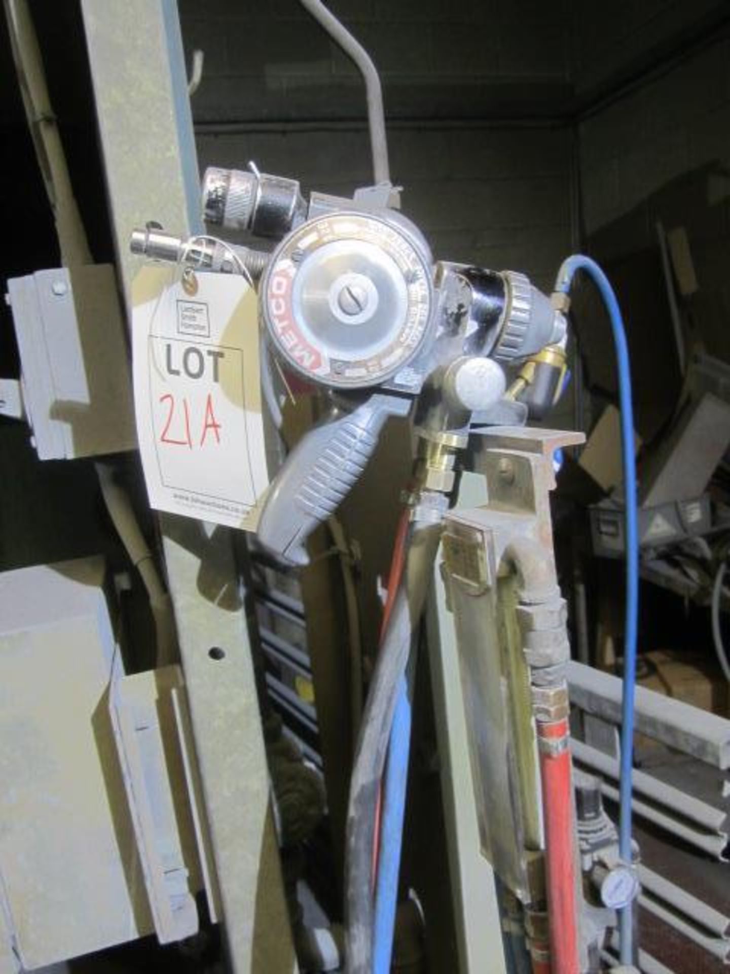 Metco 12E flame spray gun and associated hoses - Image 3 of 4