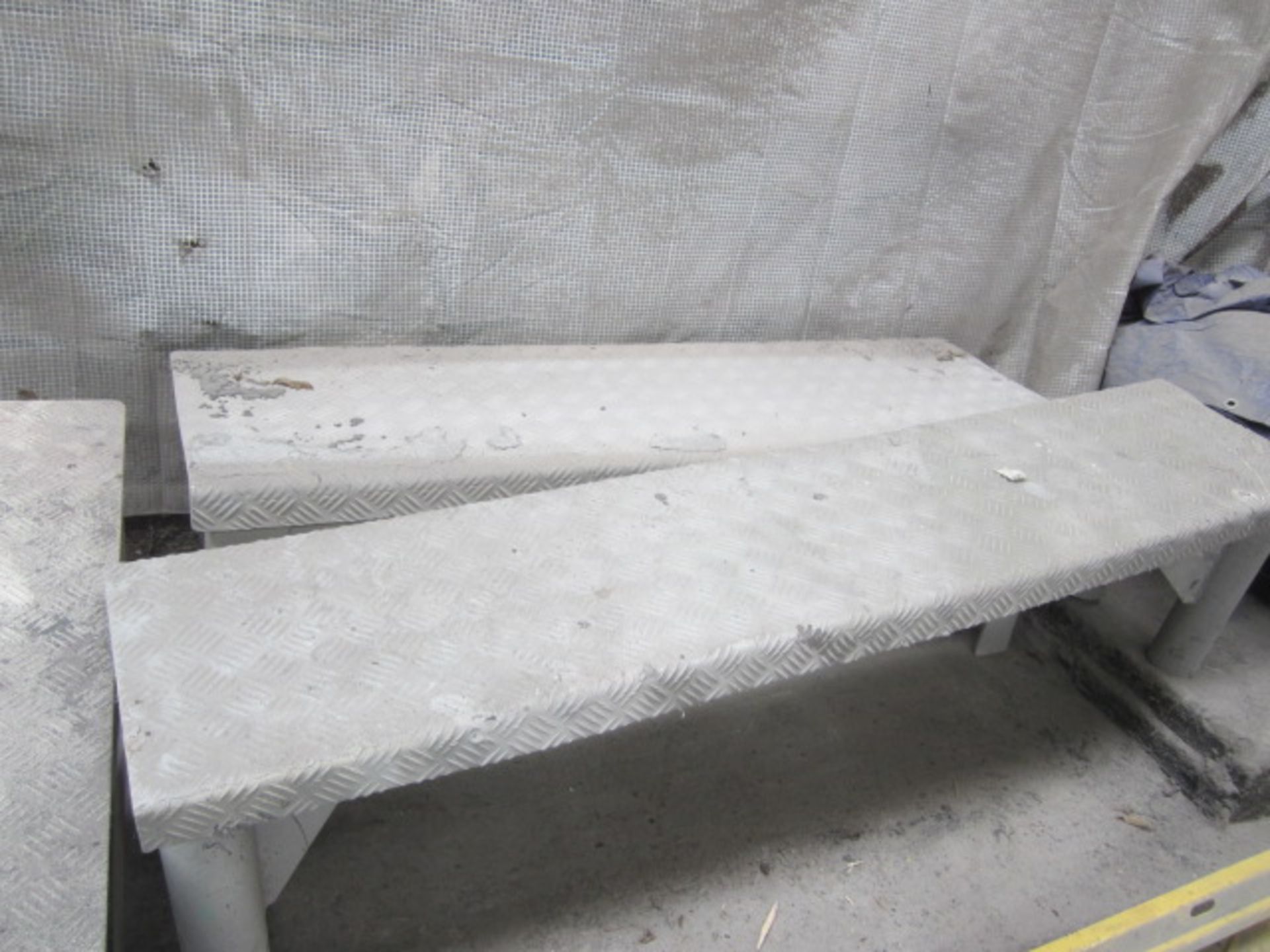Three steel frame non slip treaded step benches - Bild 2 aus 3