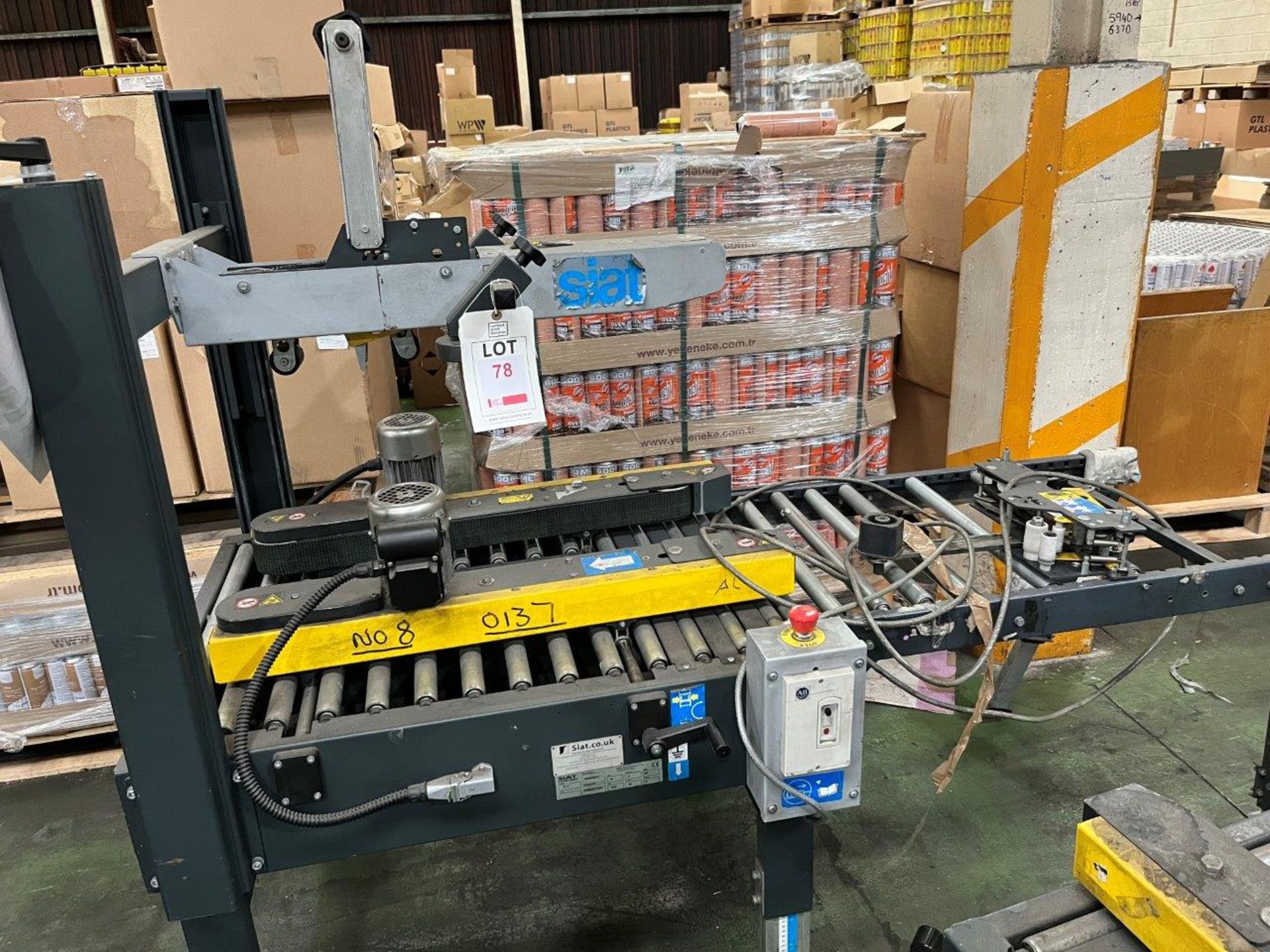 Siat S8-S carton sealer