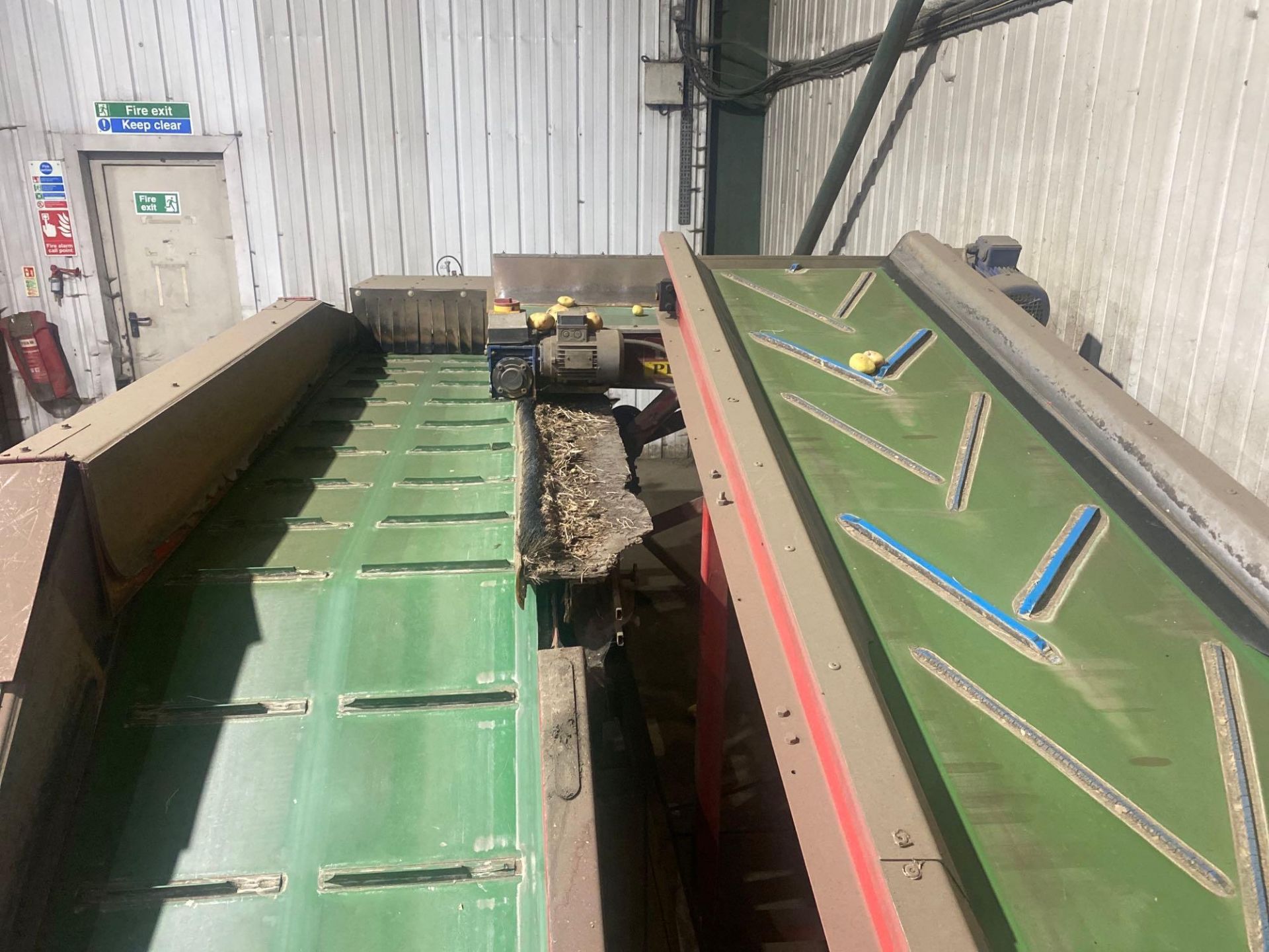 Tong Peal Easy Fill Auto Box Filler s/n20079490A (2007) c/w Feeder Conveyor - Image 5 of 6