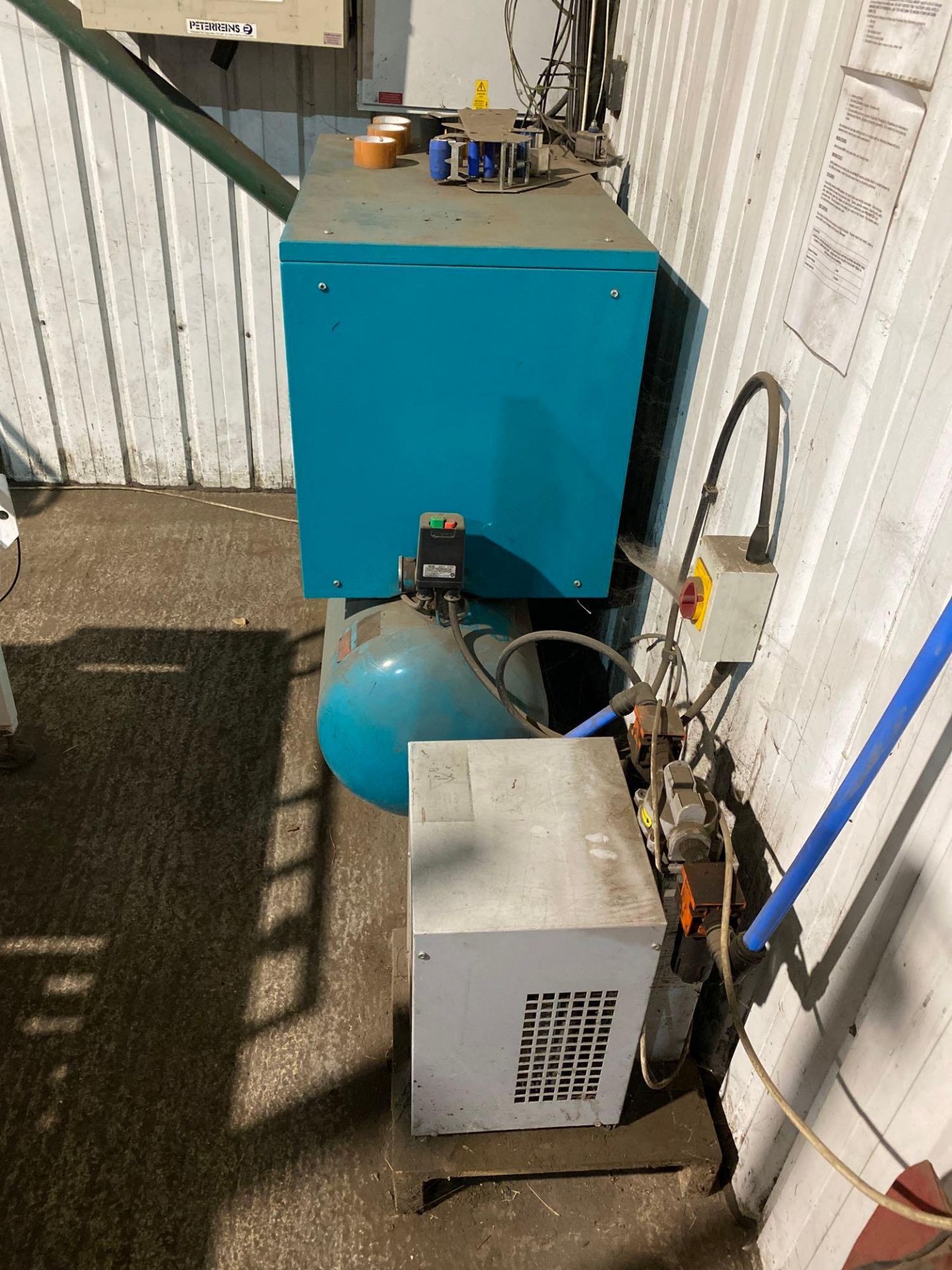 Unnamed Combi air compressor receiver and dryer - Image 2 of 4