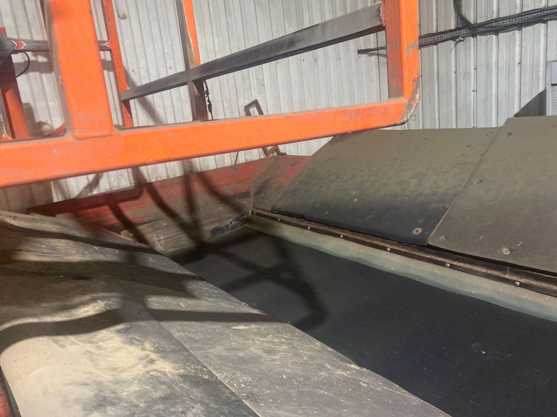 Downs box tipper and boat infeed conveyor - Image 4 of 6