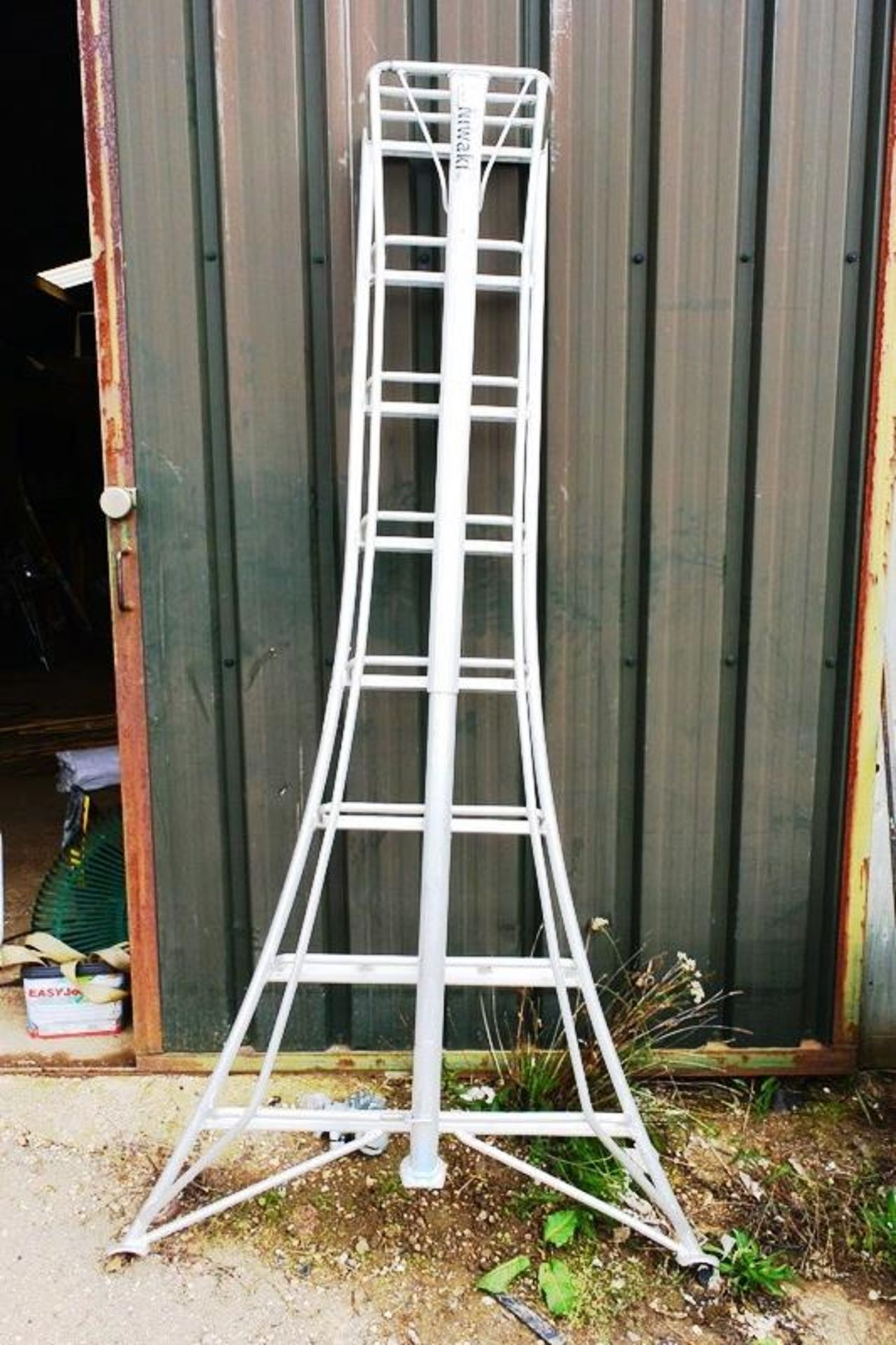 Hasegawa GSC-240 EN, 225cm tripod ladder