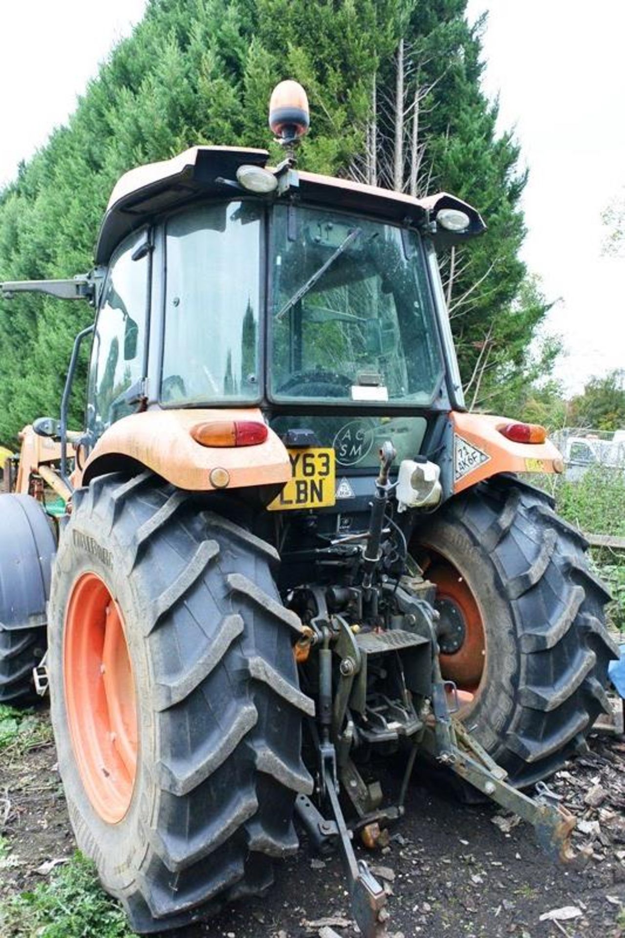 Kubota M6060 60 hp tractor, registration OY63 LBN (2013) with Kubota LA1154 front loader, Kubota - Image 18 of 22