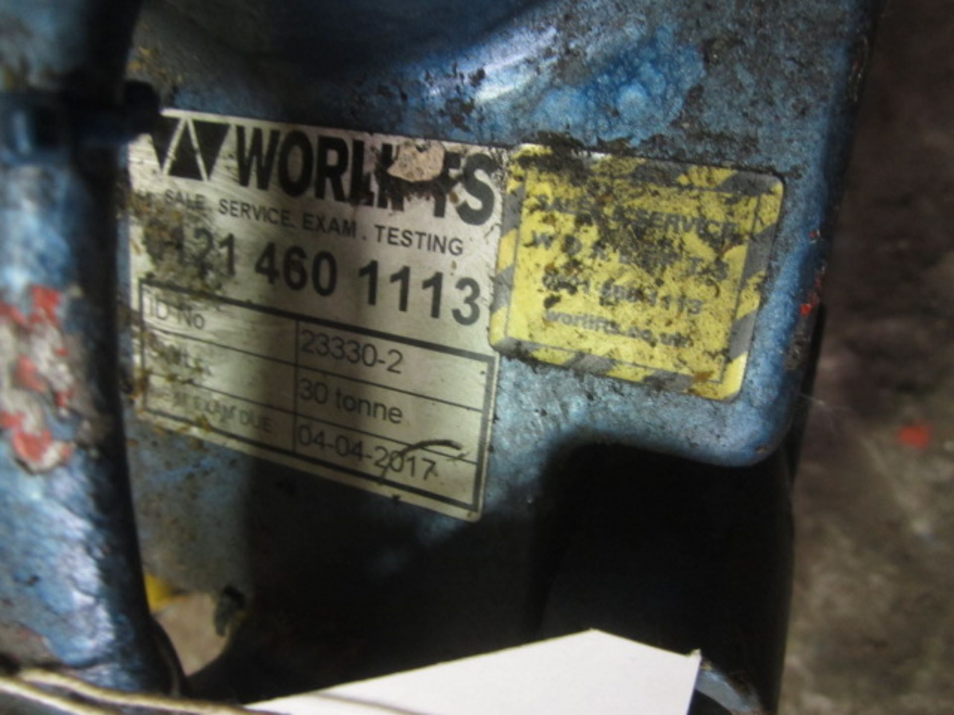 Worlift 30 tonner hydraulic toe jack, ID 23330-2 NB: This item has no record of Thorough - Image 3 of 4