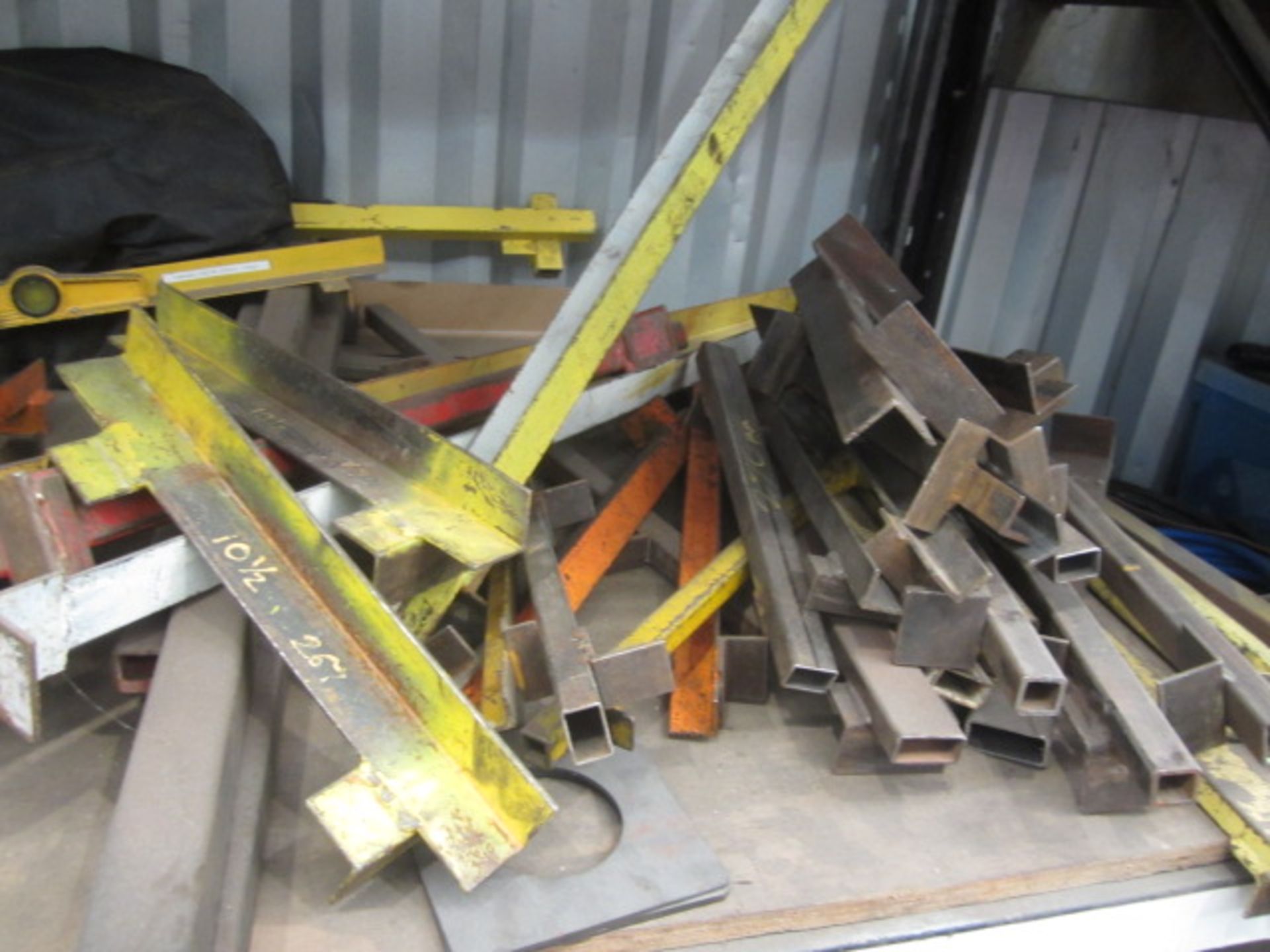 Quantity of assorted steel profiles, as lotted - please refer to auction images - Image 7 of 10