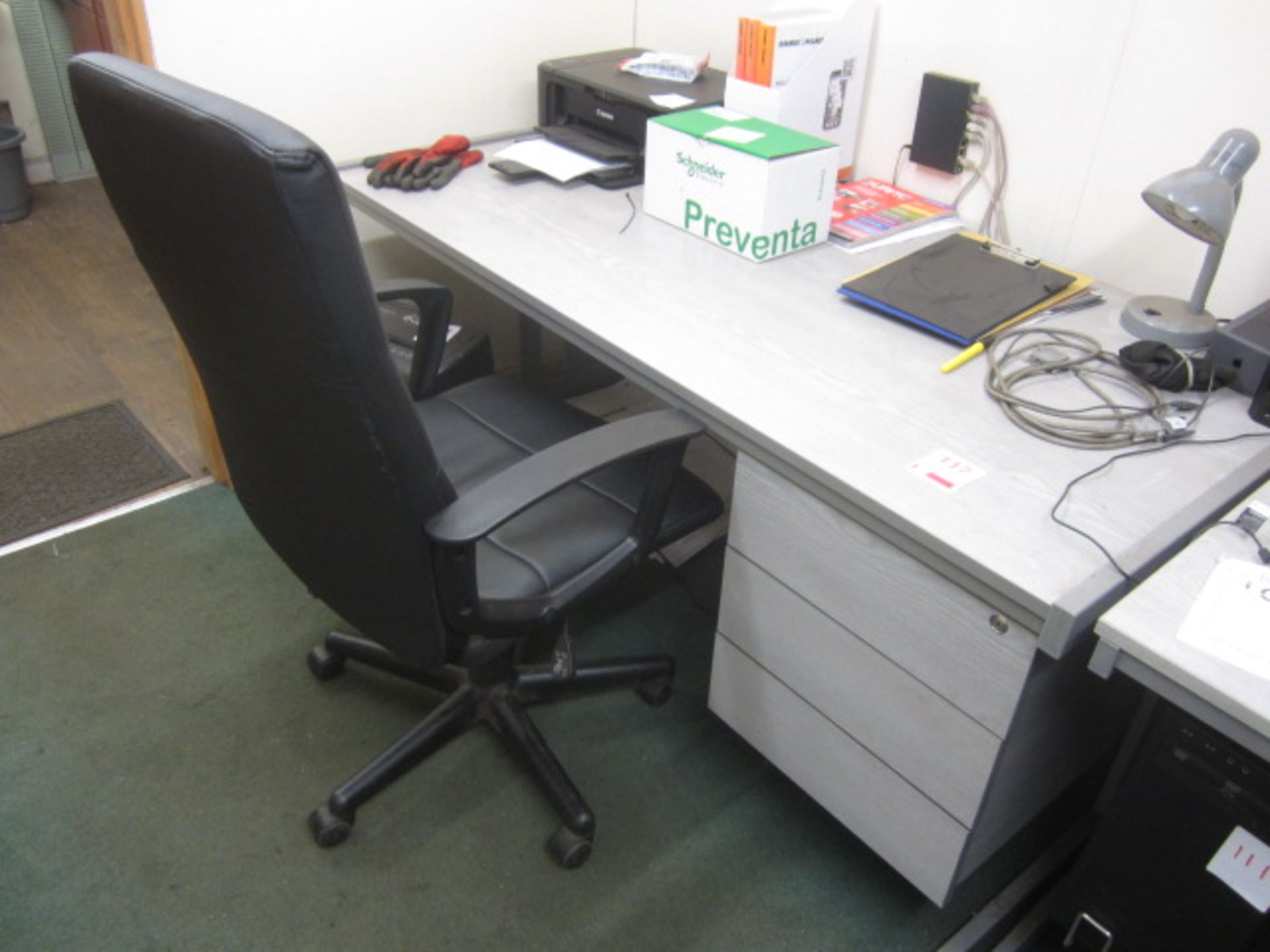 Grey single pedestal straight desk, grey corner workstation 3 x grey bookcases, 2 x leatherette - Image 4 of 6