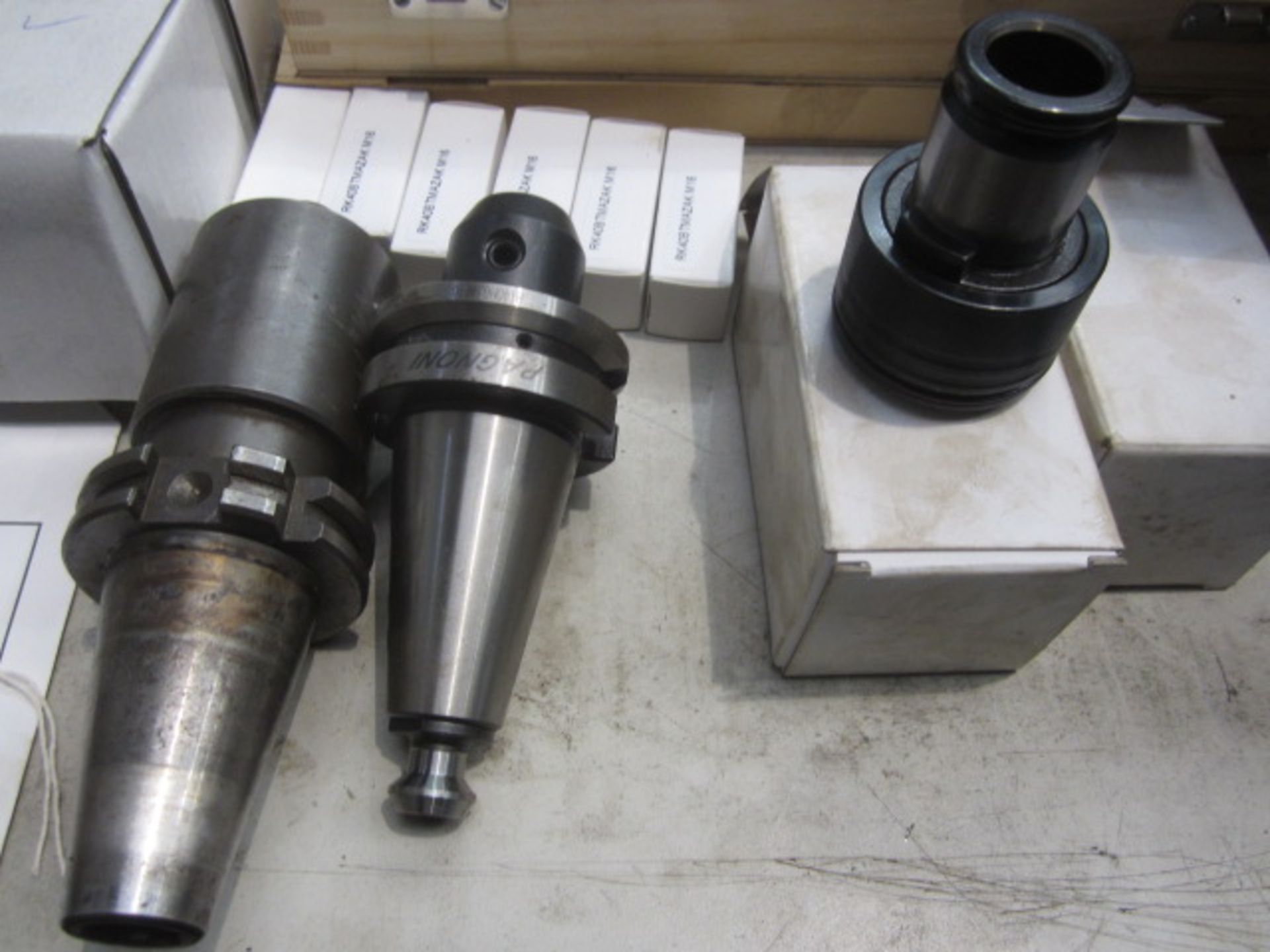 Assorted tooling including 4 x Cutwel BT40AD morse taper adaptors, 3 x Cutwel BT40 end mill - Image 6 of 7