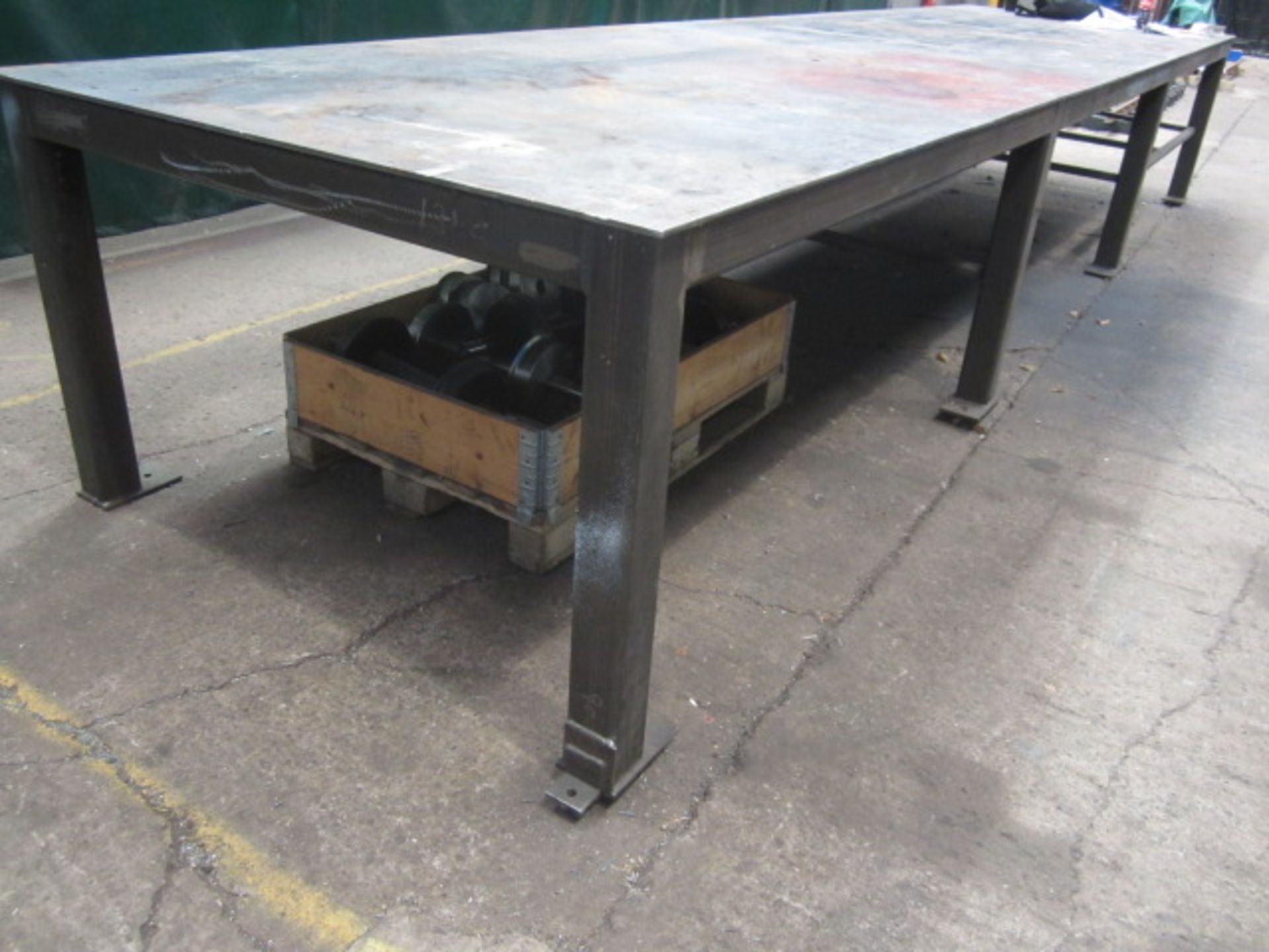 Metal workbench, approx. size: 6m x 1.5m