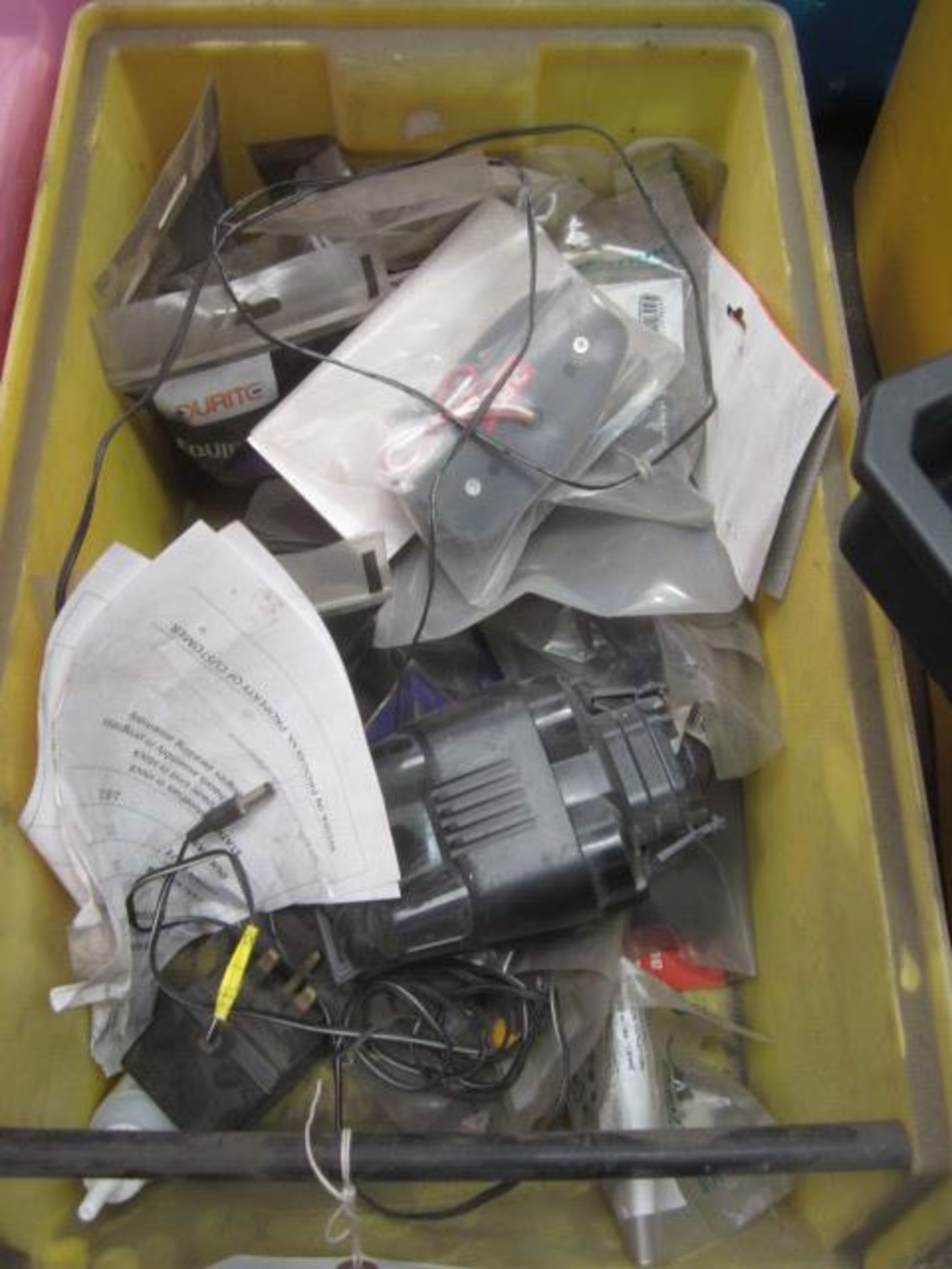 Miscellaneous lot including screws, tubing, cable glands, steel profiles etc., as lotted - please - Image 5 of 11