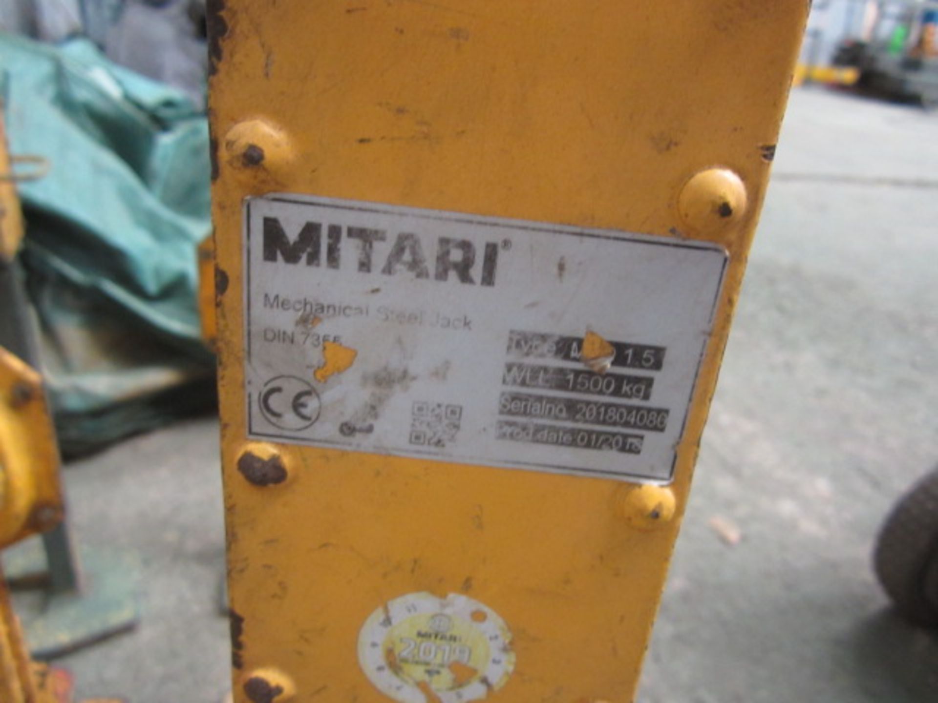 Six Mitari mechanical steel jacks SWL 1,500kg - 2 unknown working condition NB: This item has no - Image 3 of 4
