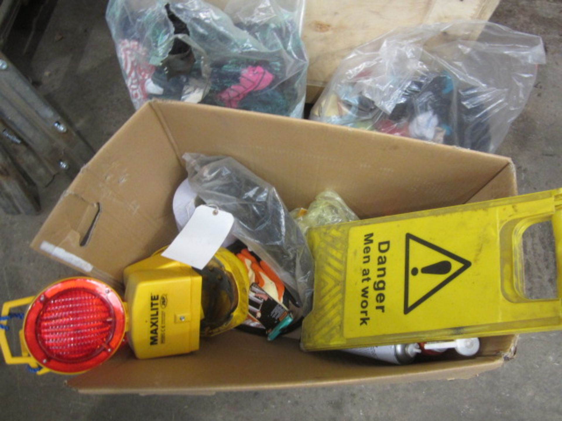 Assorted PPE including hard hats, gloves, water proofs, ear plugs, 2 x bags of rags, 2 x warning - Image 6 of 7