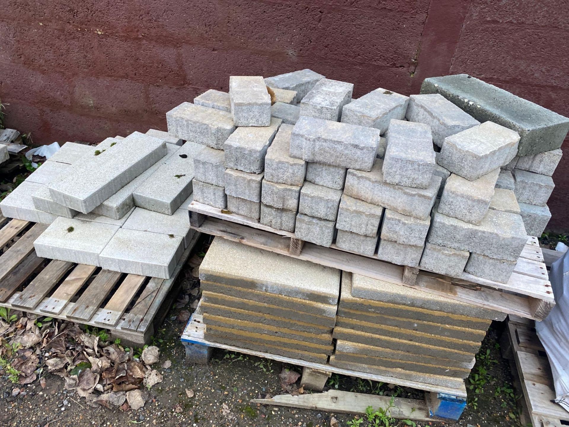 Approximately 25 pallets of various kerbstones, block paving, concrete slabs, concrete spacers, gran - Image 8 of 17