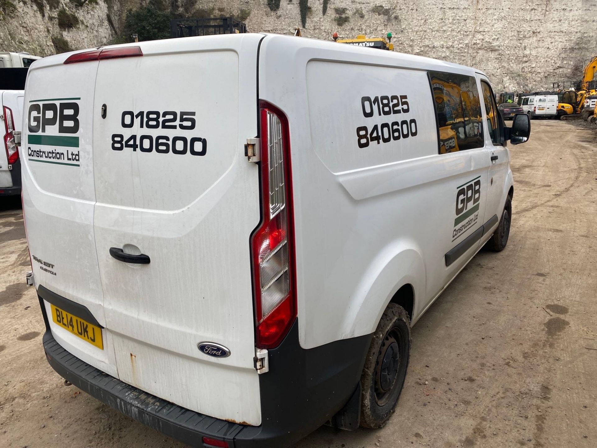 Ford Transit Crew Cab Connect Reg No BL14 UKJ, DOR 28/07/2014 MOT till 18/07/2023, 191,205 recorded - Image 4 of 5