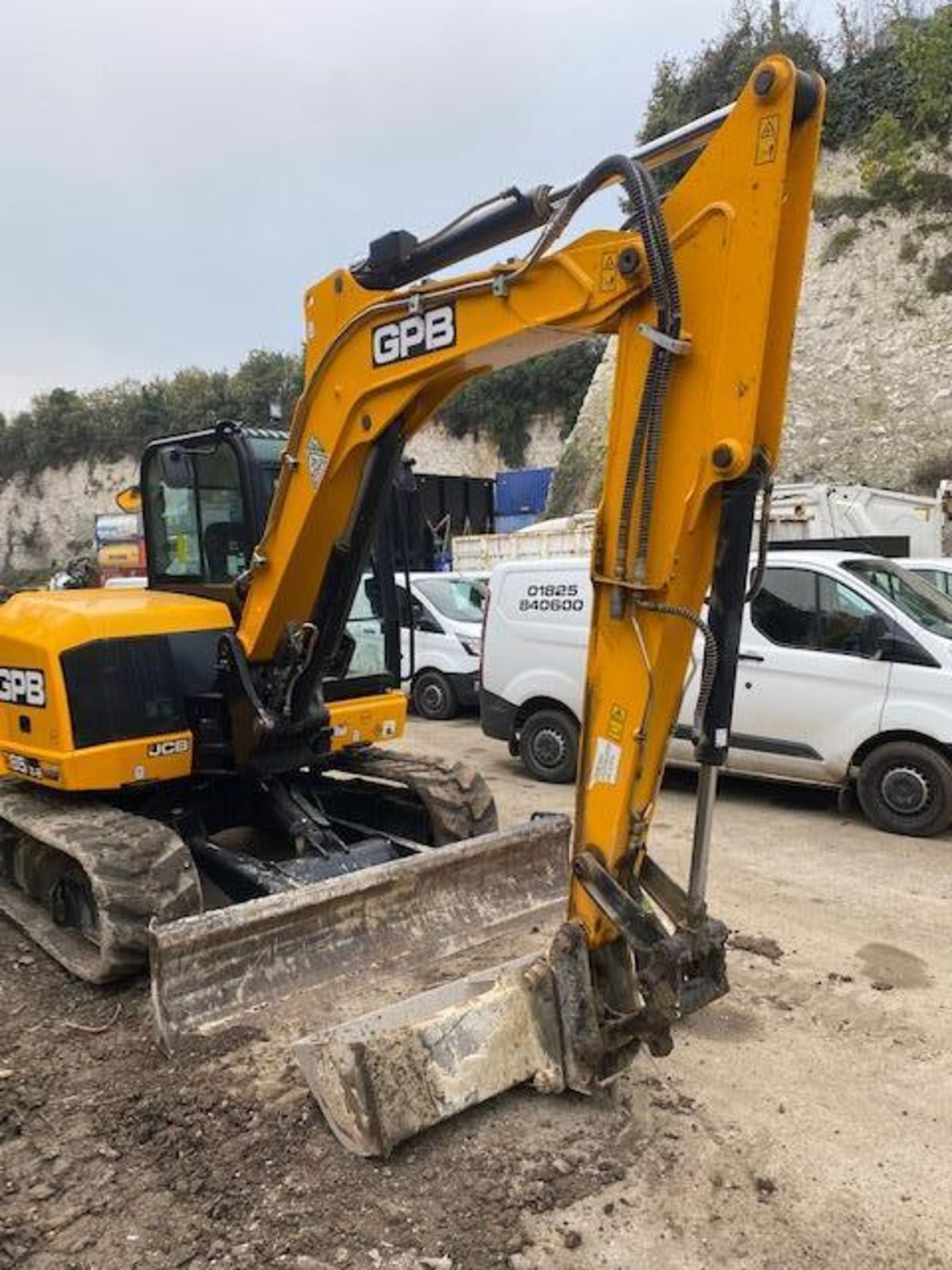 JCB 85Z-2 8T 8 ton excavator (E34) (2021) - Image 7 of 14