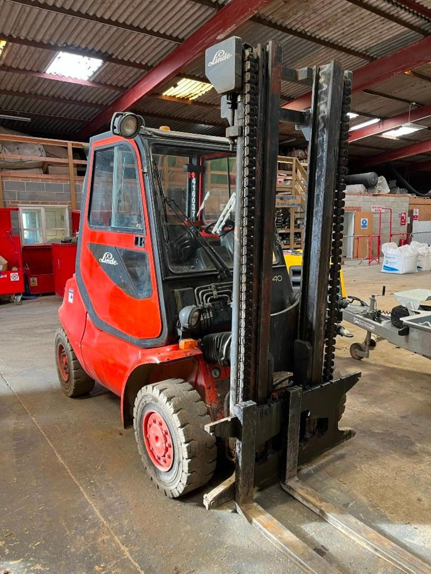 Linde H40 D-04 Diesel fork lift truck YOM 2004 4000kg - Image 4 of 7