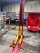 GEO-LINE 2 post vehicle lift, model GEO – B5500ES, date of manufacturer 07/2019