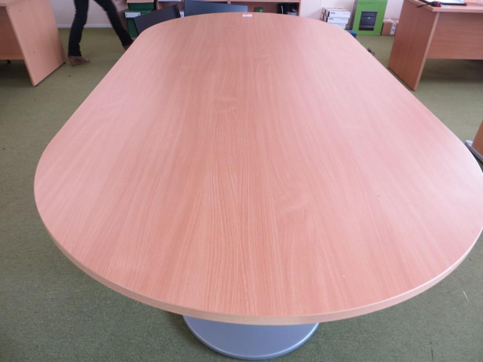 Light oak veneer twin pedestal boat shaped meeting room table 2.4m x 1.2m - Image 2 of 4