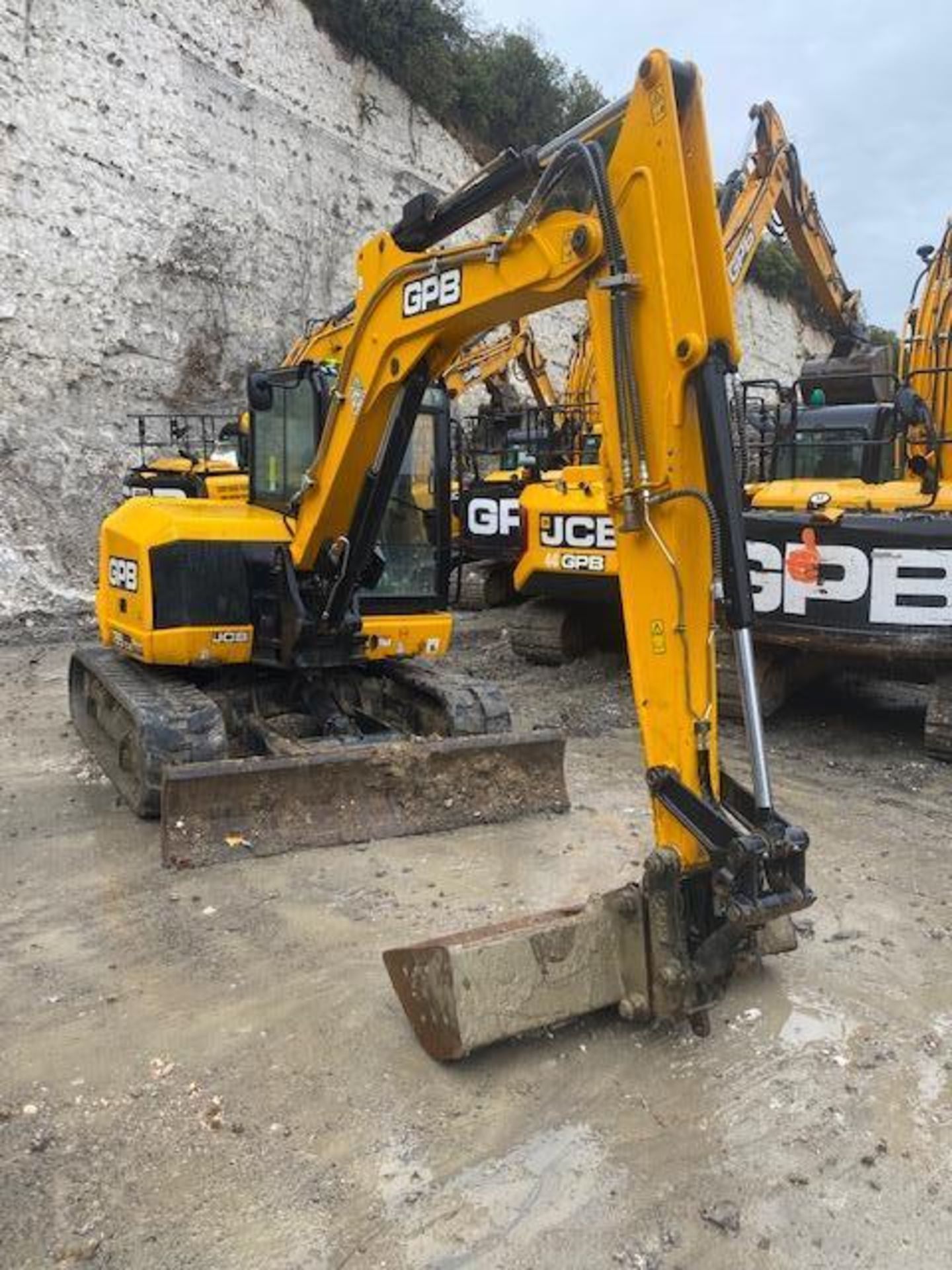 JCB 85Z-2 8T 8 ton excavator (E36) (2021) - Image 11 of 12