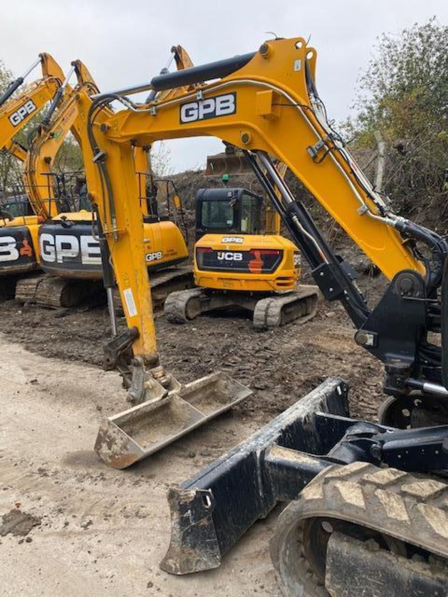 JCB 85Z-2 8T 8 ton excavator (E34) (2021) - Image 6 of 14