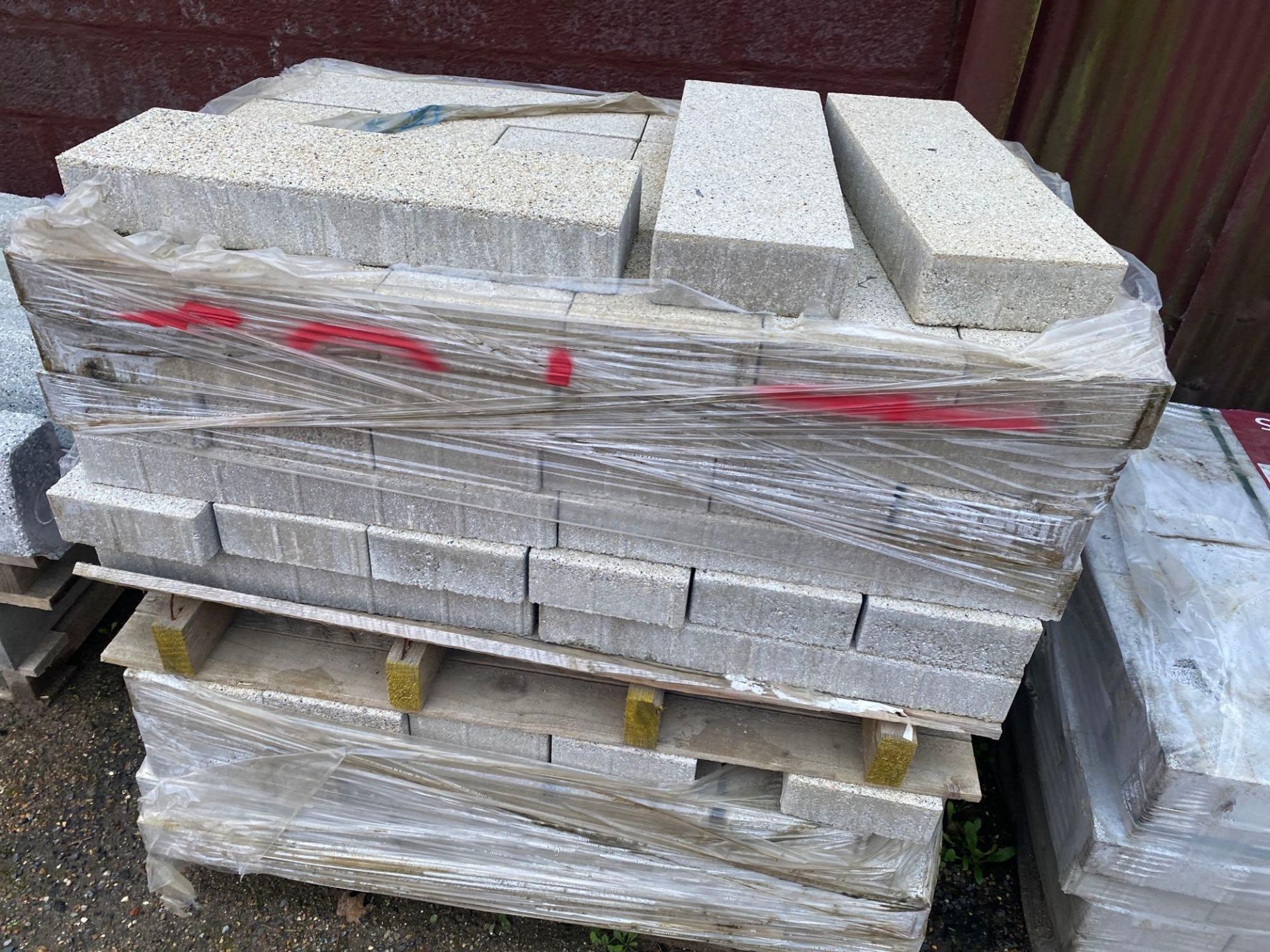 Approximately 25 pallets of various kerbstones, block paving, concrete slabs, concrete spacers, gran - Image 5 of 17