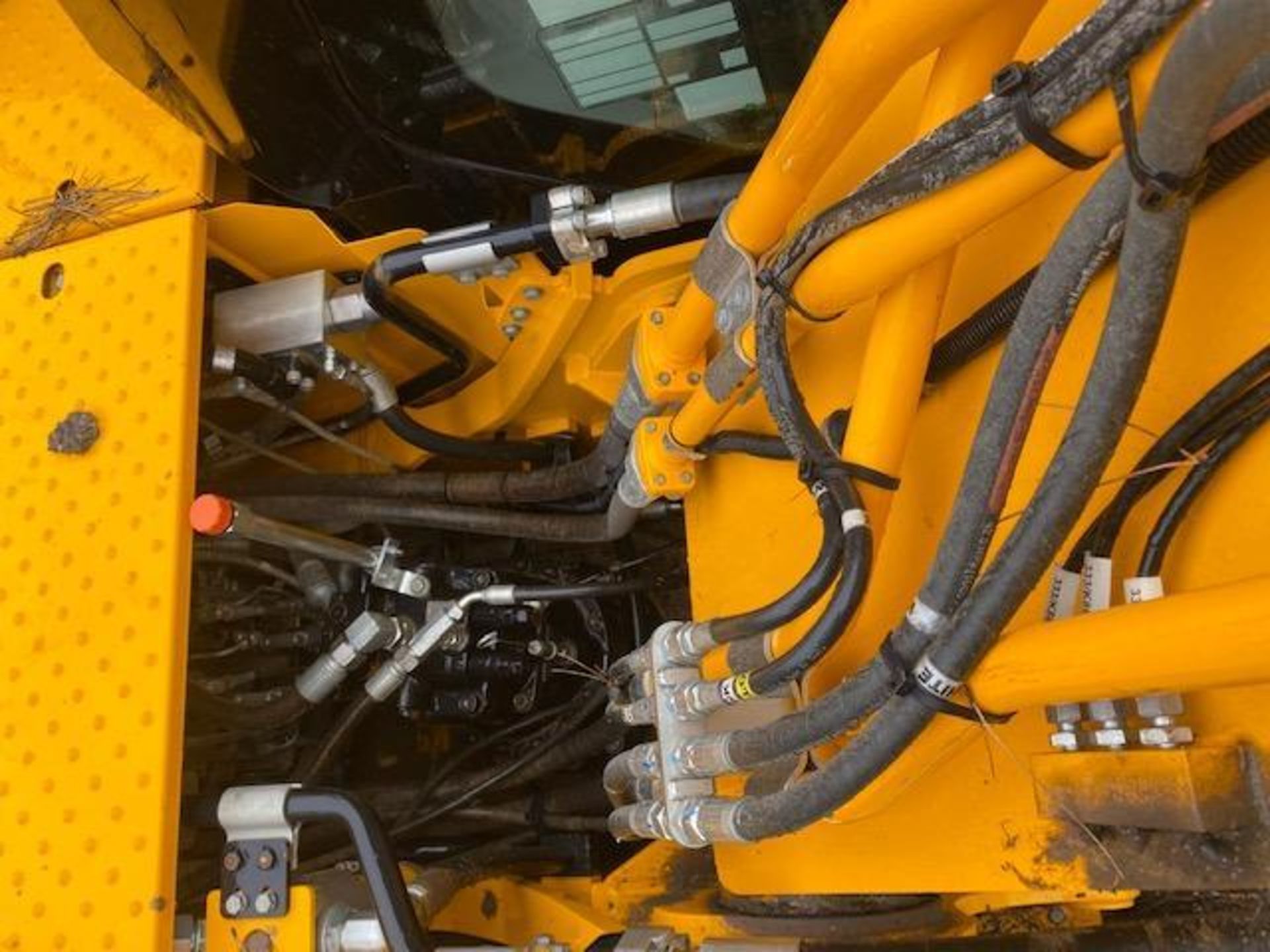 JCB 220X 20T 20 ton excavator (2021) - Image 12 of 17