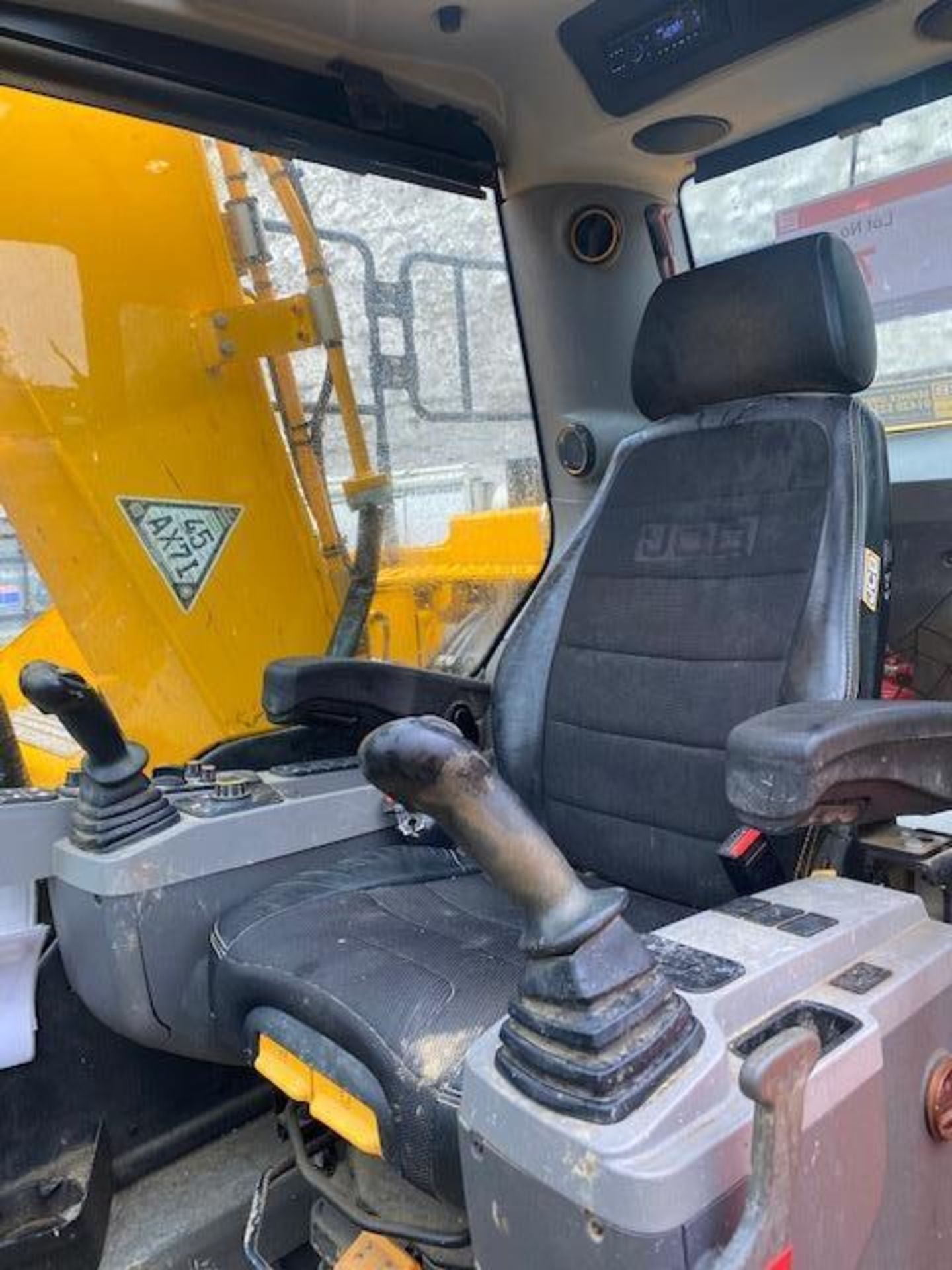 JCB 14 model 140X ton excavator (E24) (2019) - Image 10 of 14