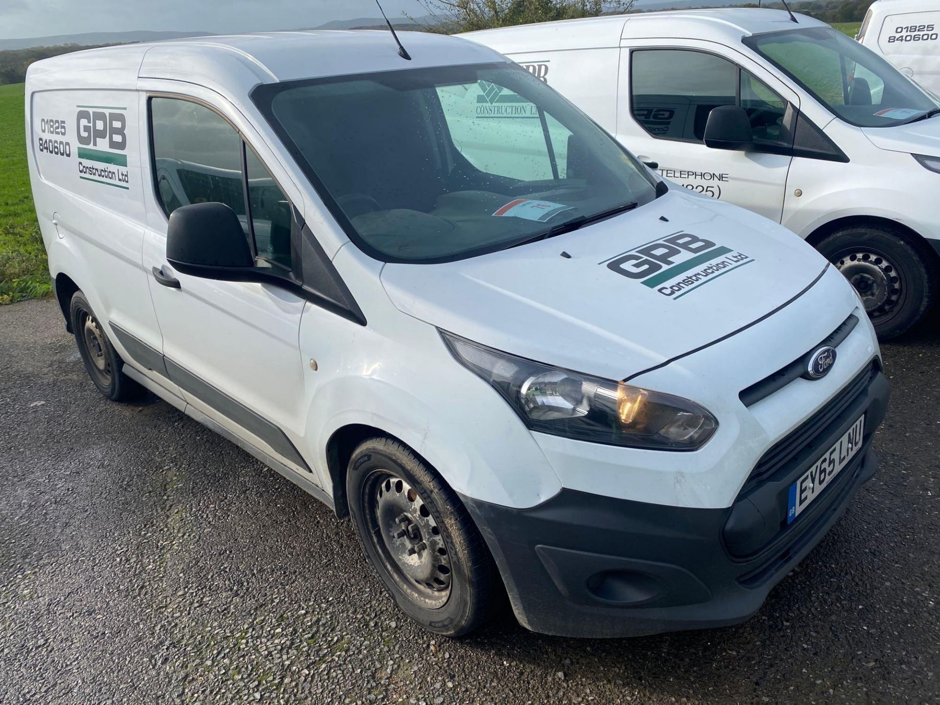 FORD TRANSIT CONNECT 200 L1 DIESEL - 1.6 TDCi 95ps Van, DOR 02/09/2015 - Image 2 of 11