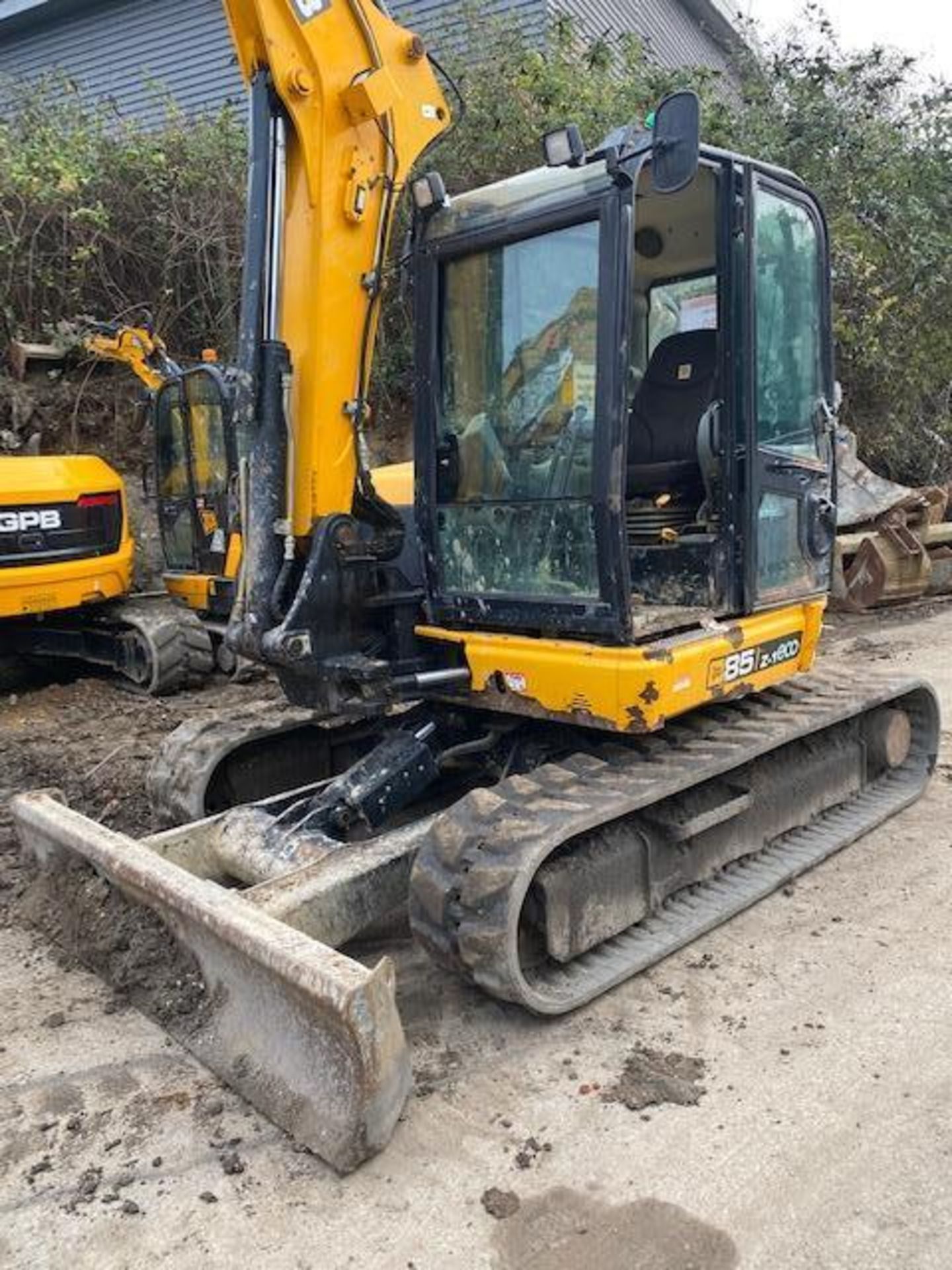 JCB JCB85Z1 8 ton excavator (E16) (2015) - Image 4 of 16