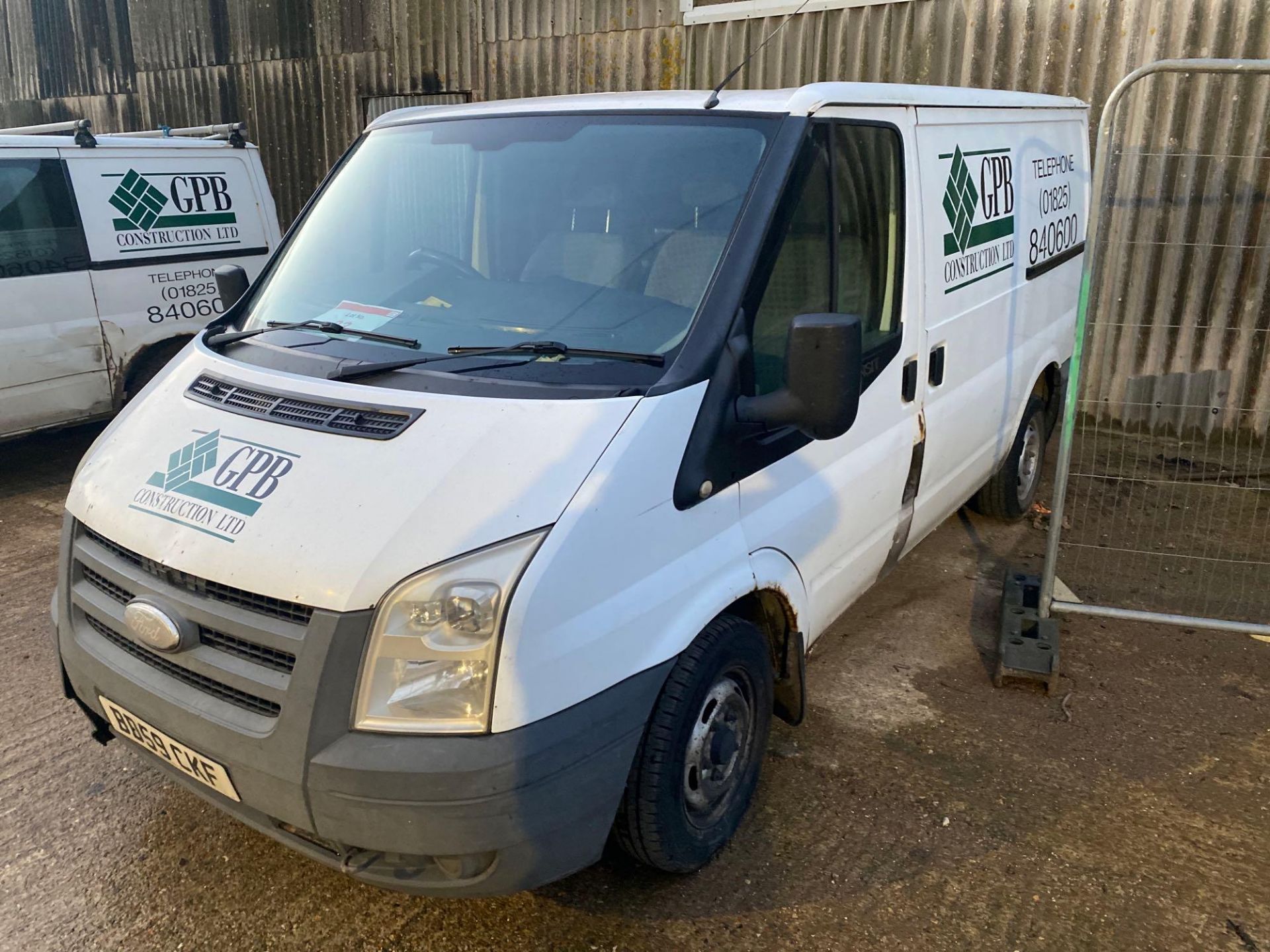 FORD TRANSIT 260 SWB DIESEL FWD - Low Roof Van TDCi 85ps, DOR 15/12/2009 - Image 4 of 8