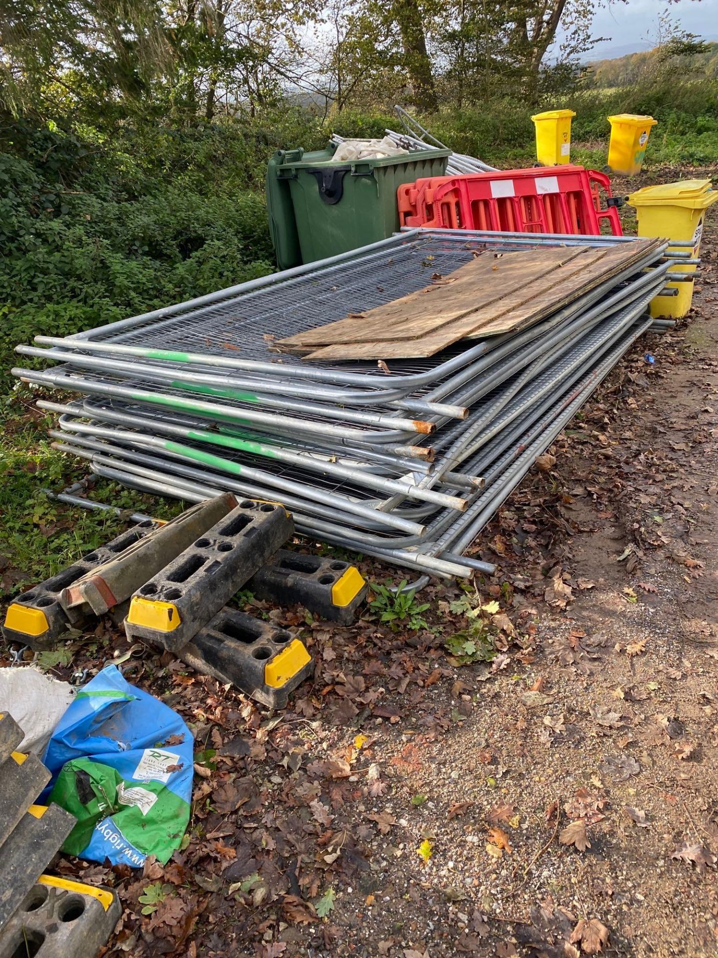Large quantity of Heras Fencing - Image 5 of 11