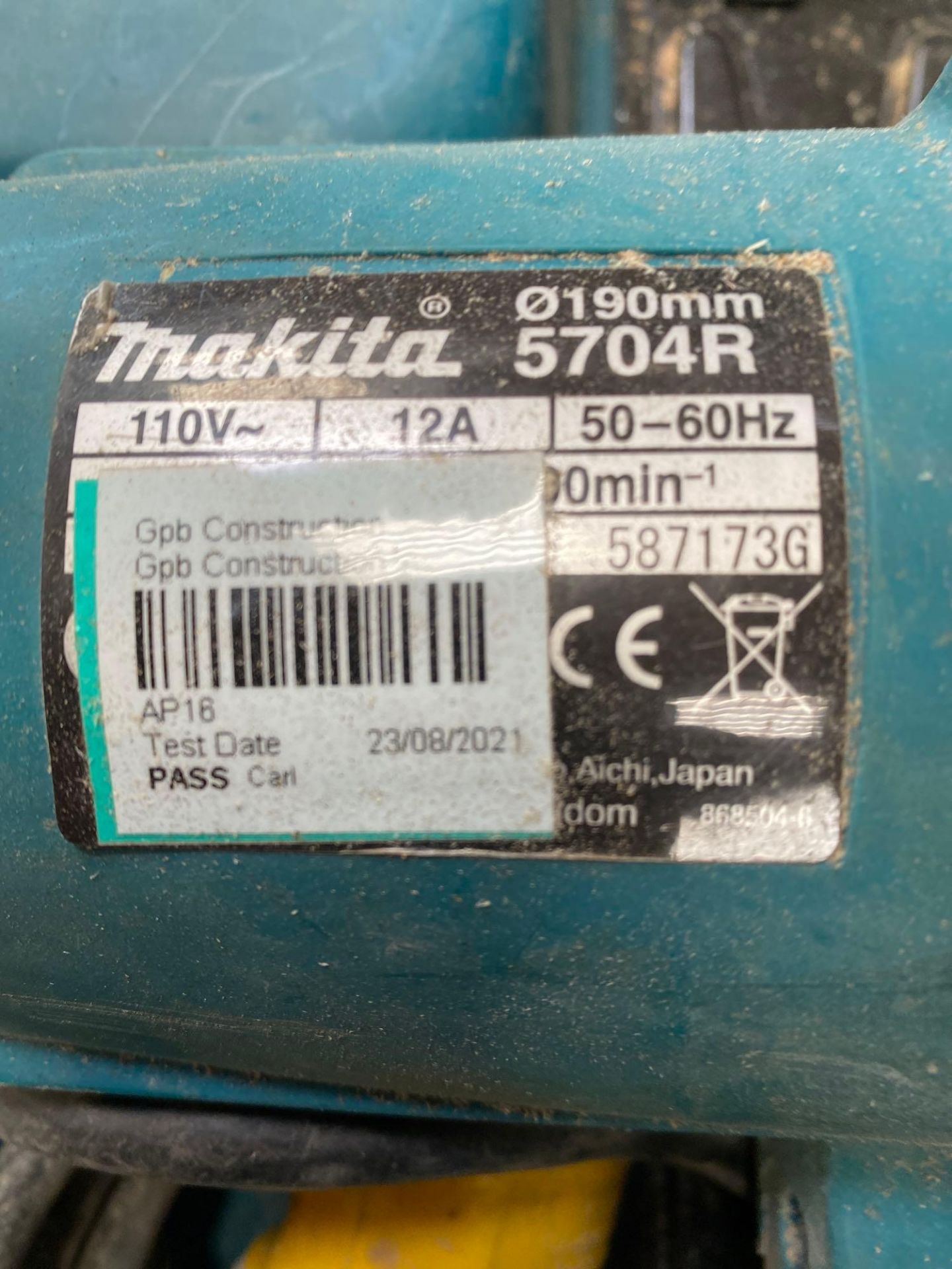 Makita 5704R, 190mm, 110V circular saw complete with case - Image 3 of 4