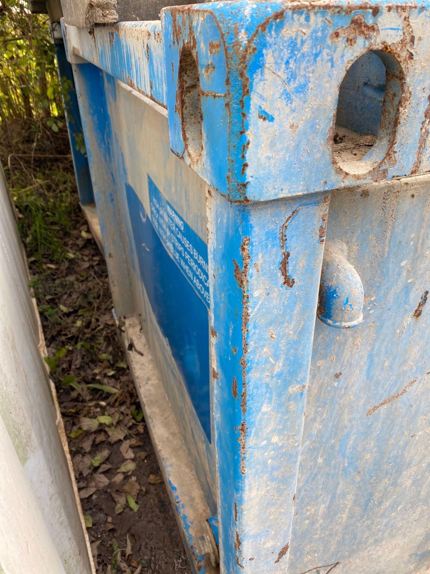 Blue rinse concrete washout unit - Image 4 of 5