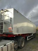 Fruehauf tri-axle aluminium body bulk tipping trailer with weighing system (2015) Mark: C403684
