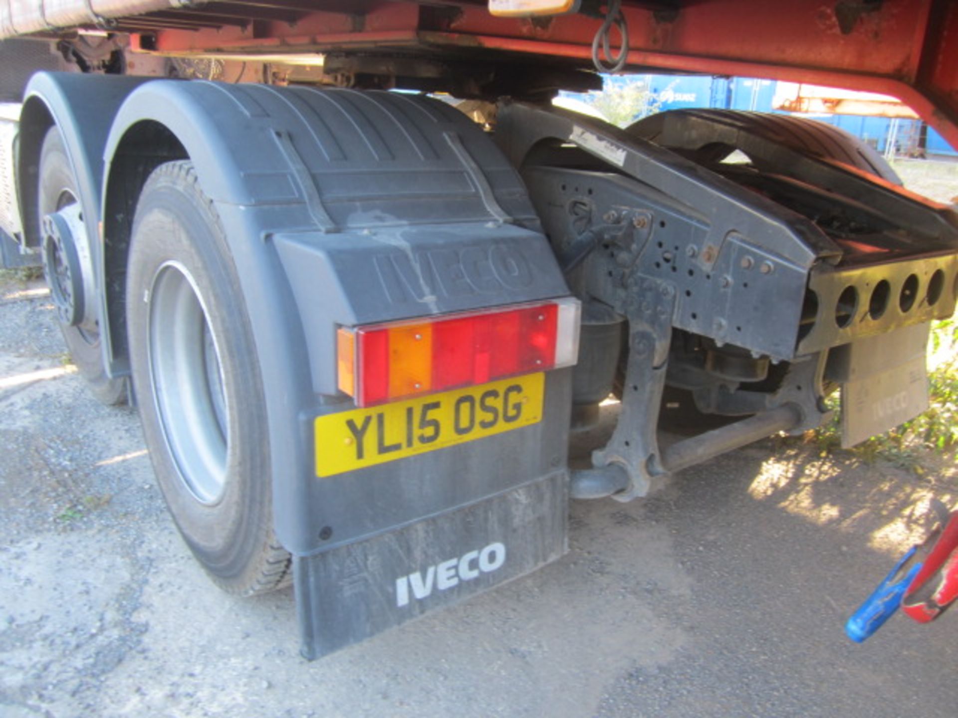 Iveco Stralis AS440S46TX/P 6x4 tractor unit Registration: YL15 OSG Recorded mileage: 513,356 kms - Image 8 of 22