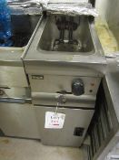 Lincat Stainless Steel single basket deep fat fryer, 600mm x 300mm x 900mm - out of commission,