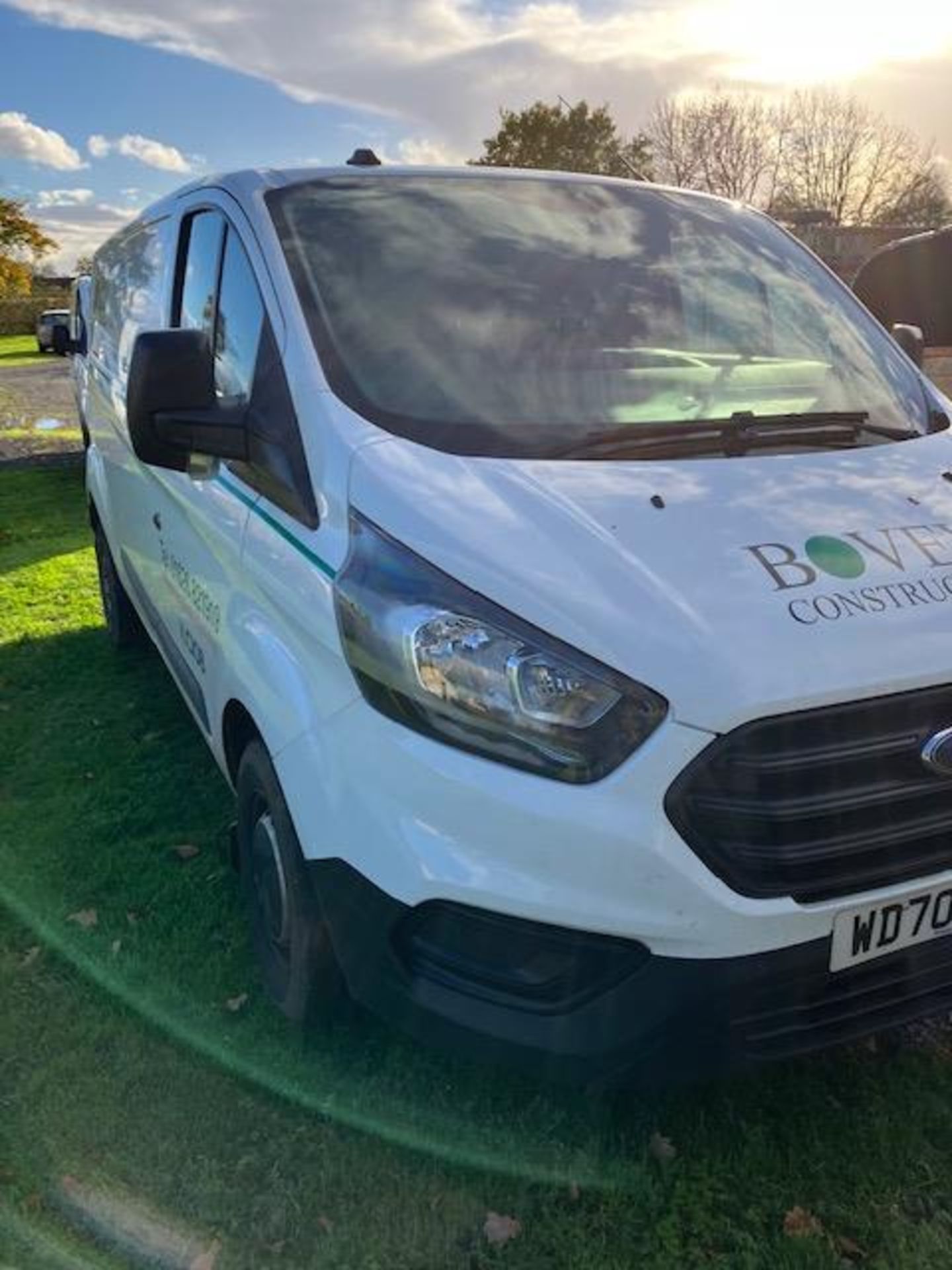 Transit Custom 300 Leader 2.0Tdci Ecoblue L2H1 LWB panel van,129bhp Registration: WD70 EGZ