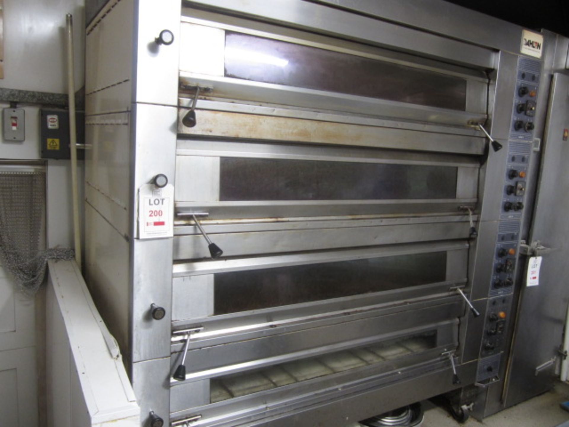 Dahlen stainless steel commercial 4 deck oven, 56" deck width, approx. overall size: 1950mm x 2010mm - Image 2 of 7