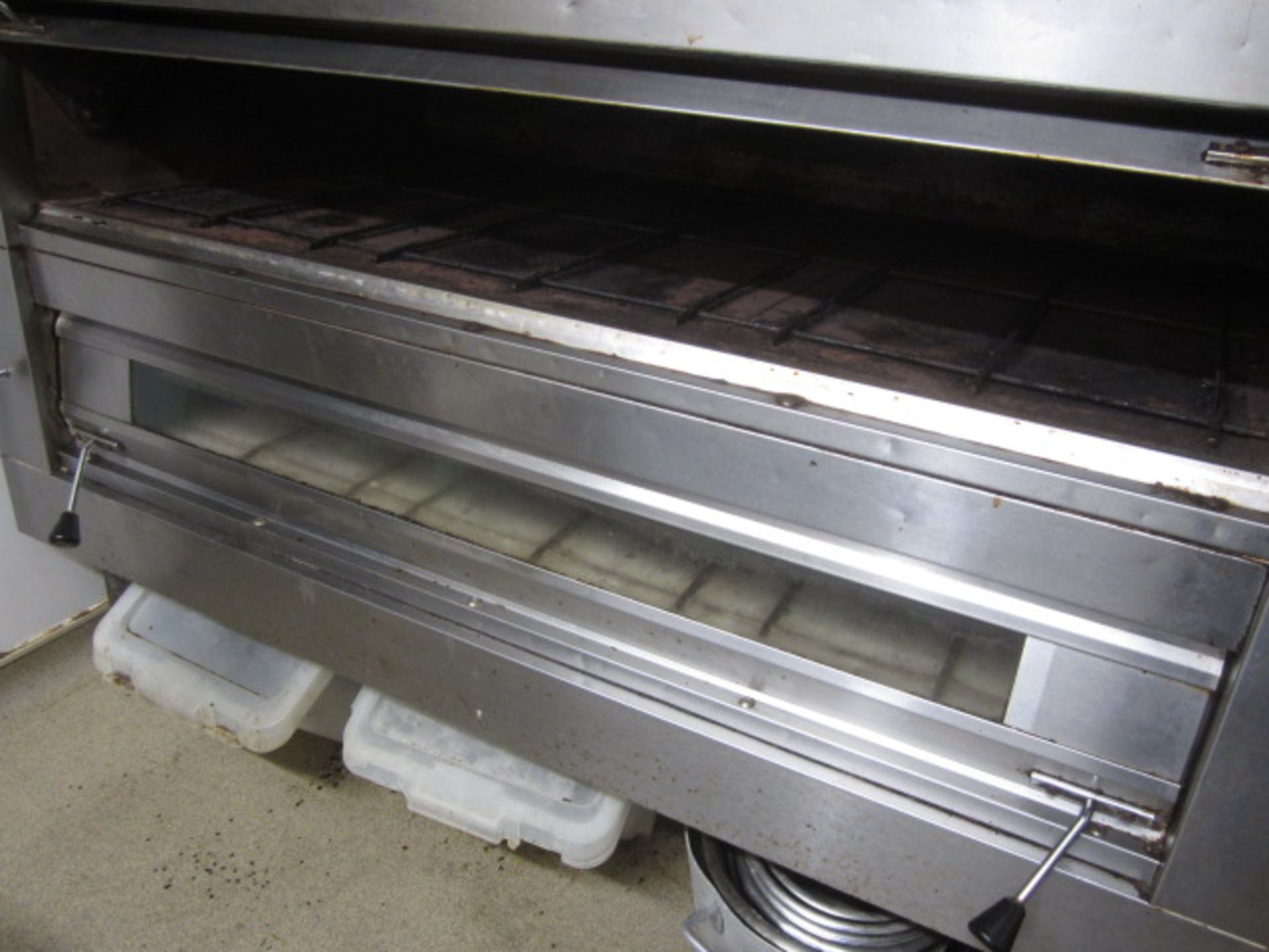 Dahlen stainless steel commercial 4 deck oven, 56" deck width, approx. overall size: 1950mm x 2010mm - Image 4 of 7