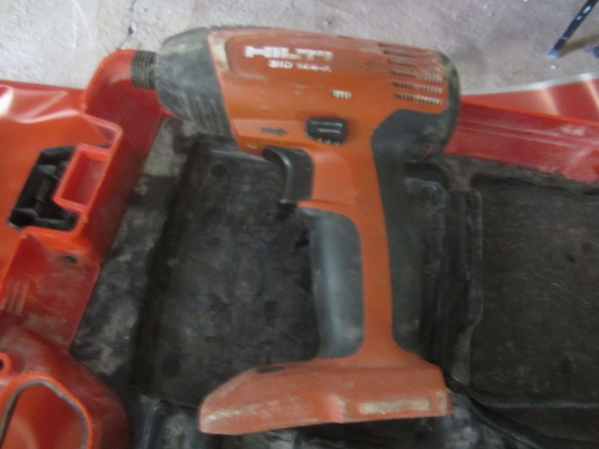 Hilti SID144-A cordless impact drill, serial number: 777679 and Hilti SF144-A cordless drill, serial - Image 3 of 3