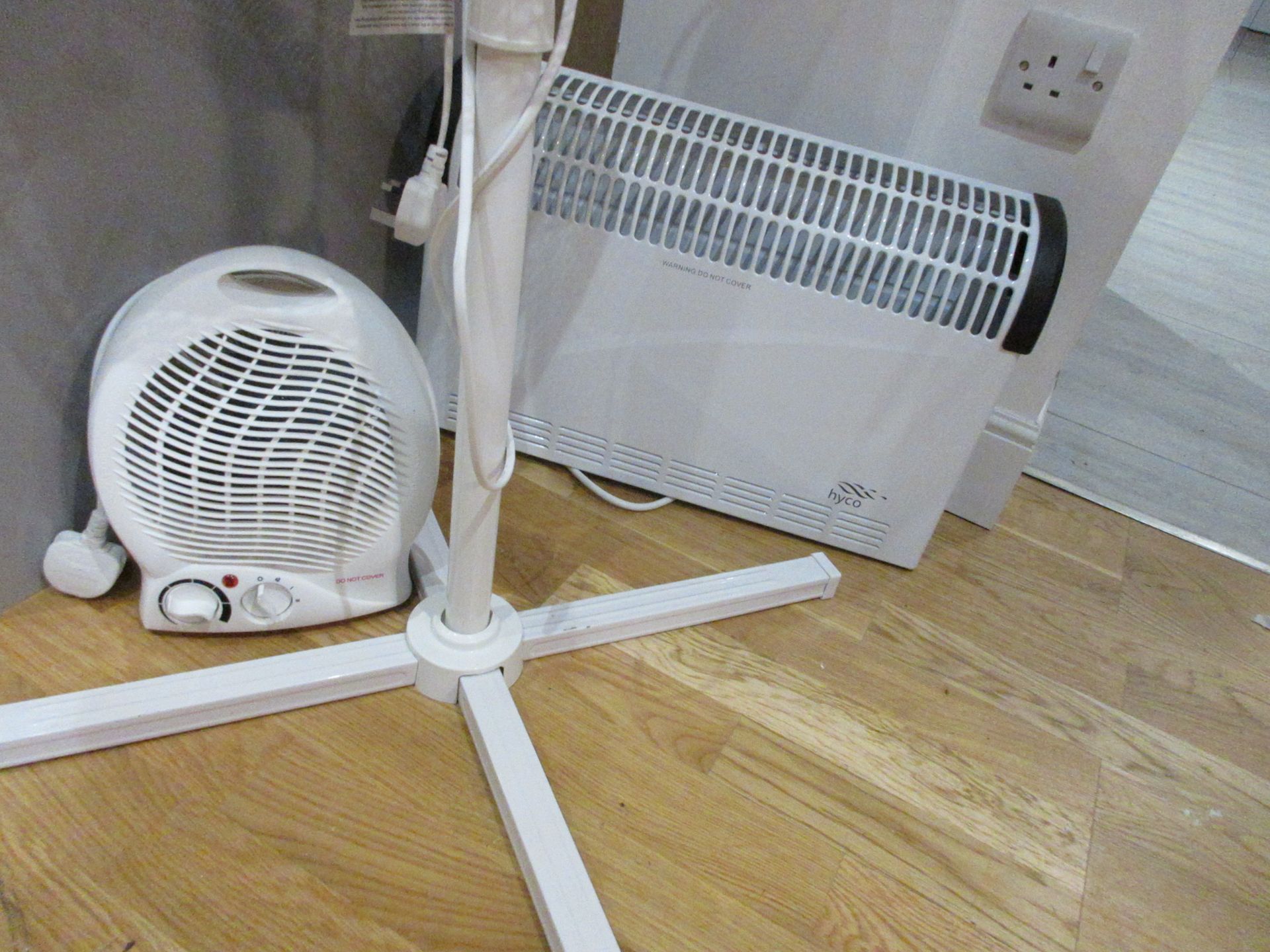 Pedestal fan, 2 x assorted electric heater and fan - Image 2 of 4