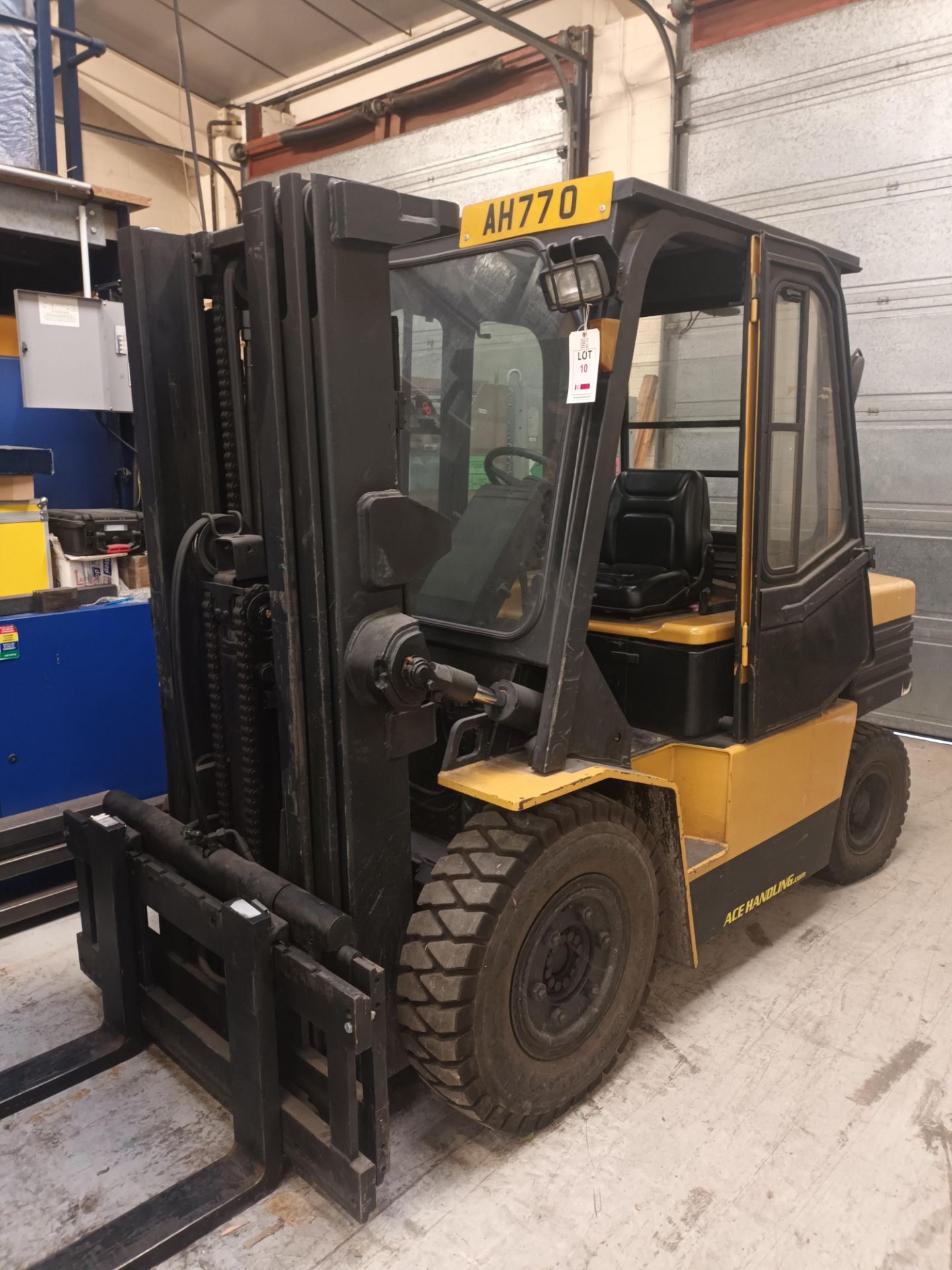 Daewoo 0355 diesel forklift truck with side shift, 2200 mast height, 4t capacity witih fork - Image 2 of 4