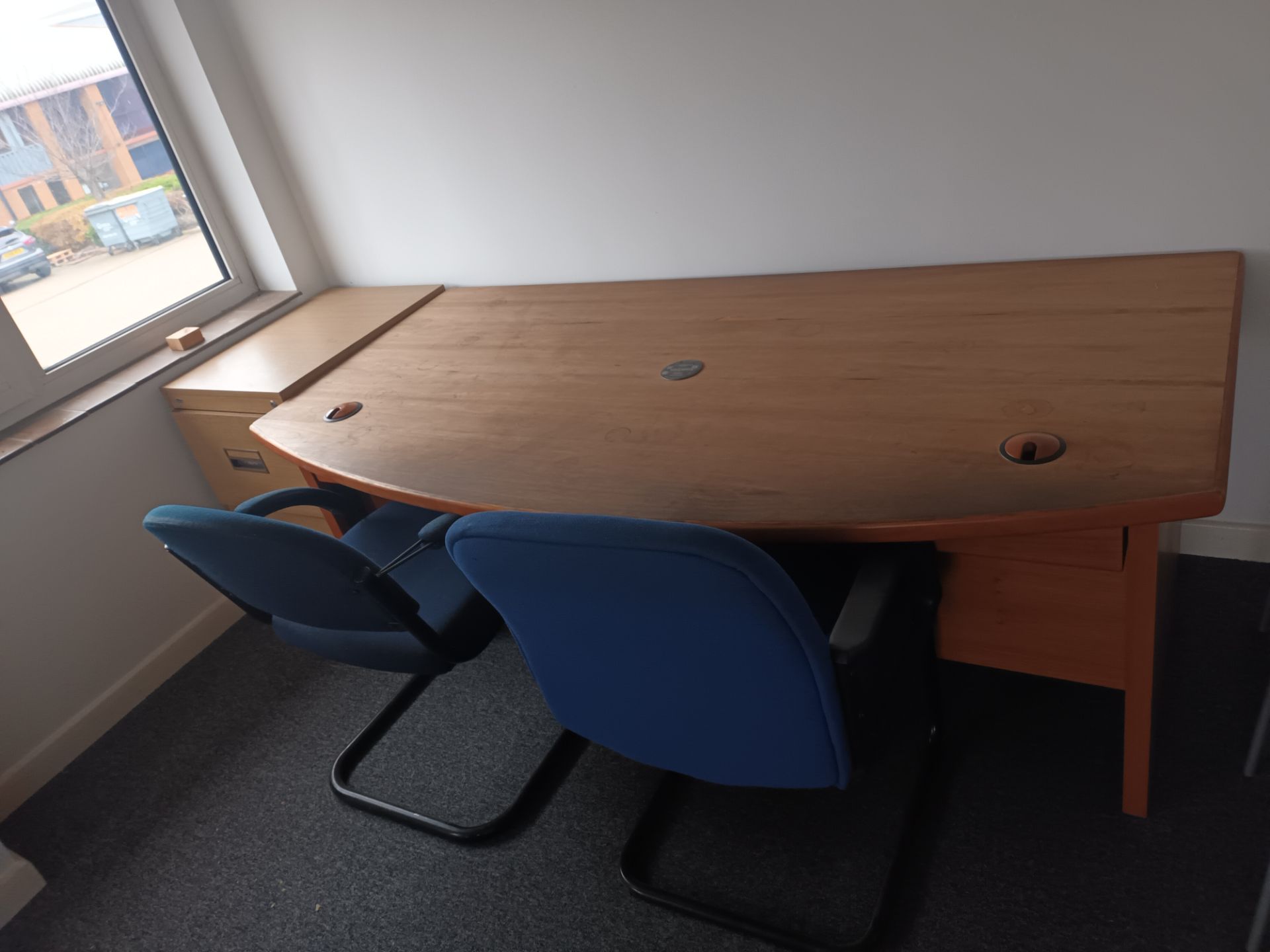 Contents of boardroom to include square wood meeting table, five blue cushion upholstered meeting - Image 3 of 4