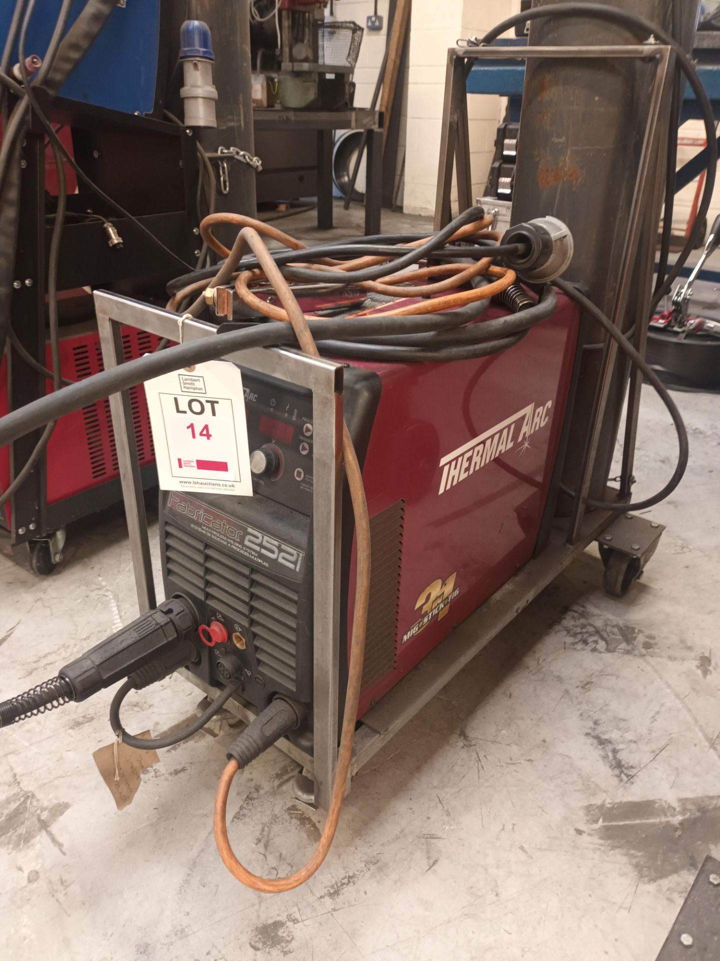 Fabricator 252i Thermal Arc mig welder (excluding gas bottle) - Image 2 of 3