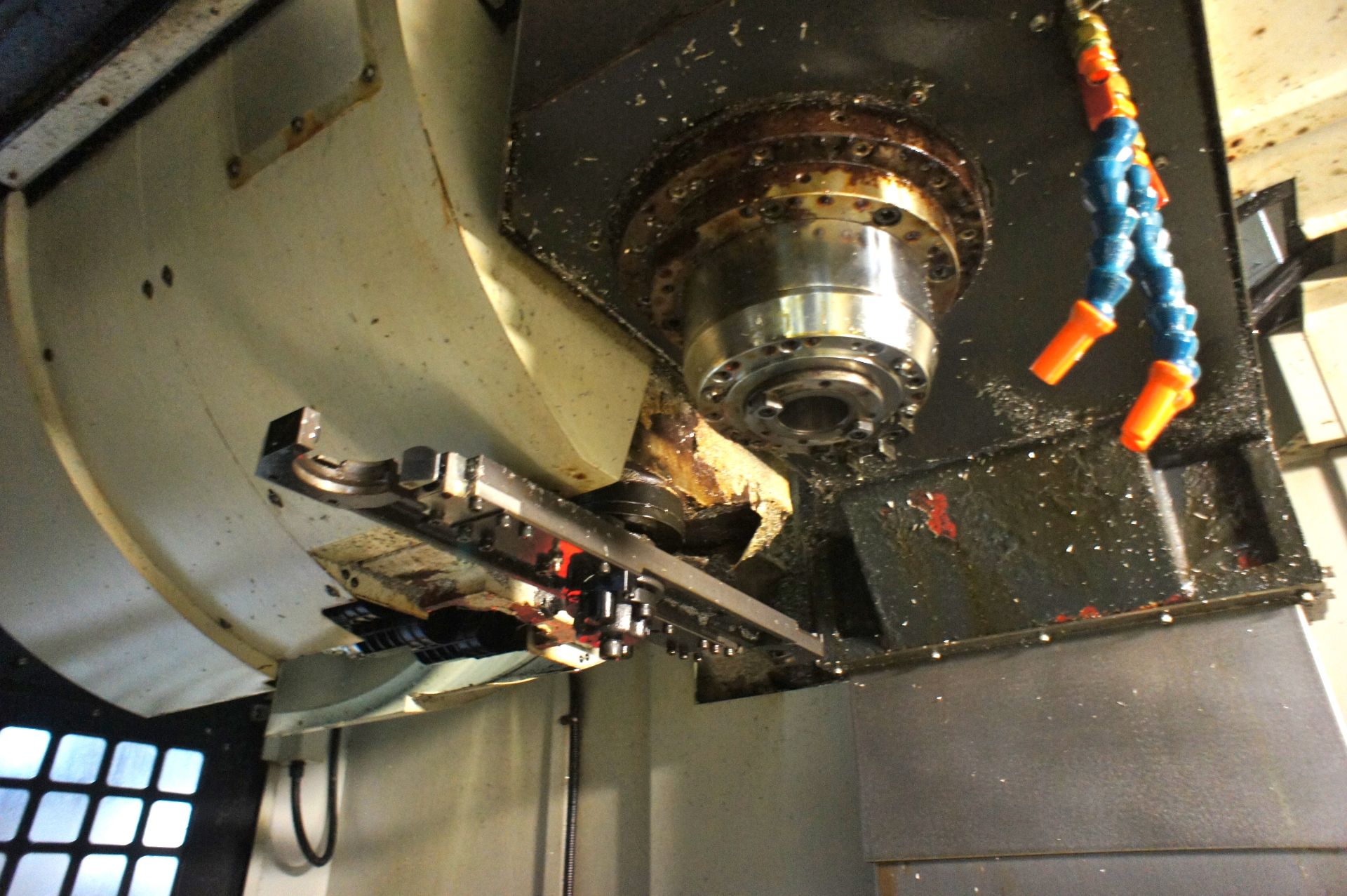 Feeler HV-40A Vertical Machining centre - Image 5 of 11