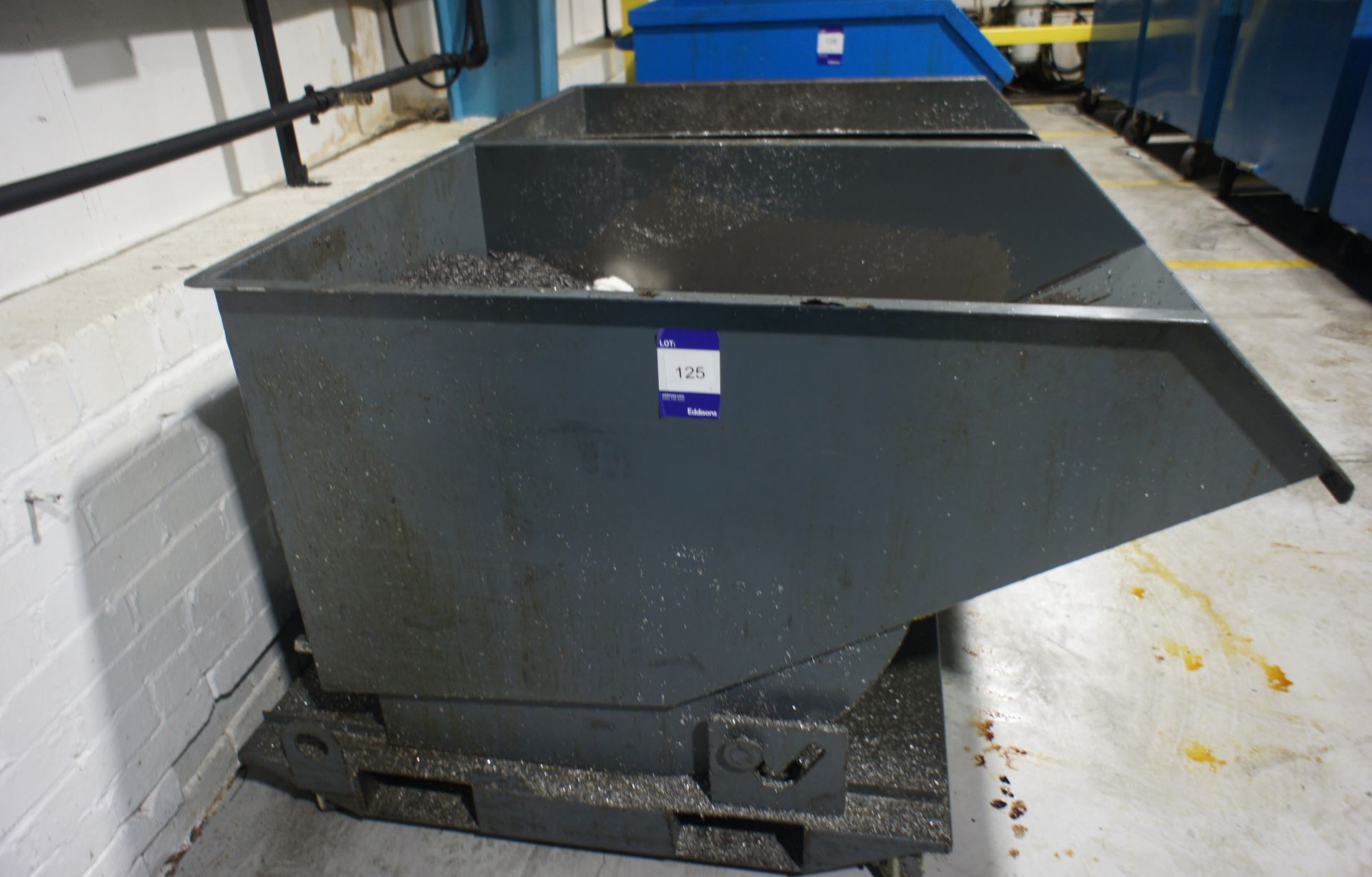 Pair of Tipping Skips - Image 3 of 3