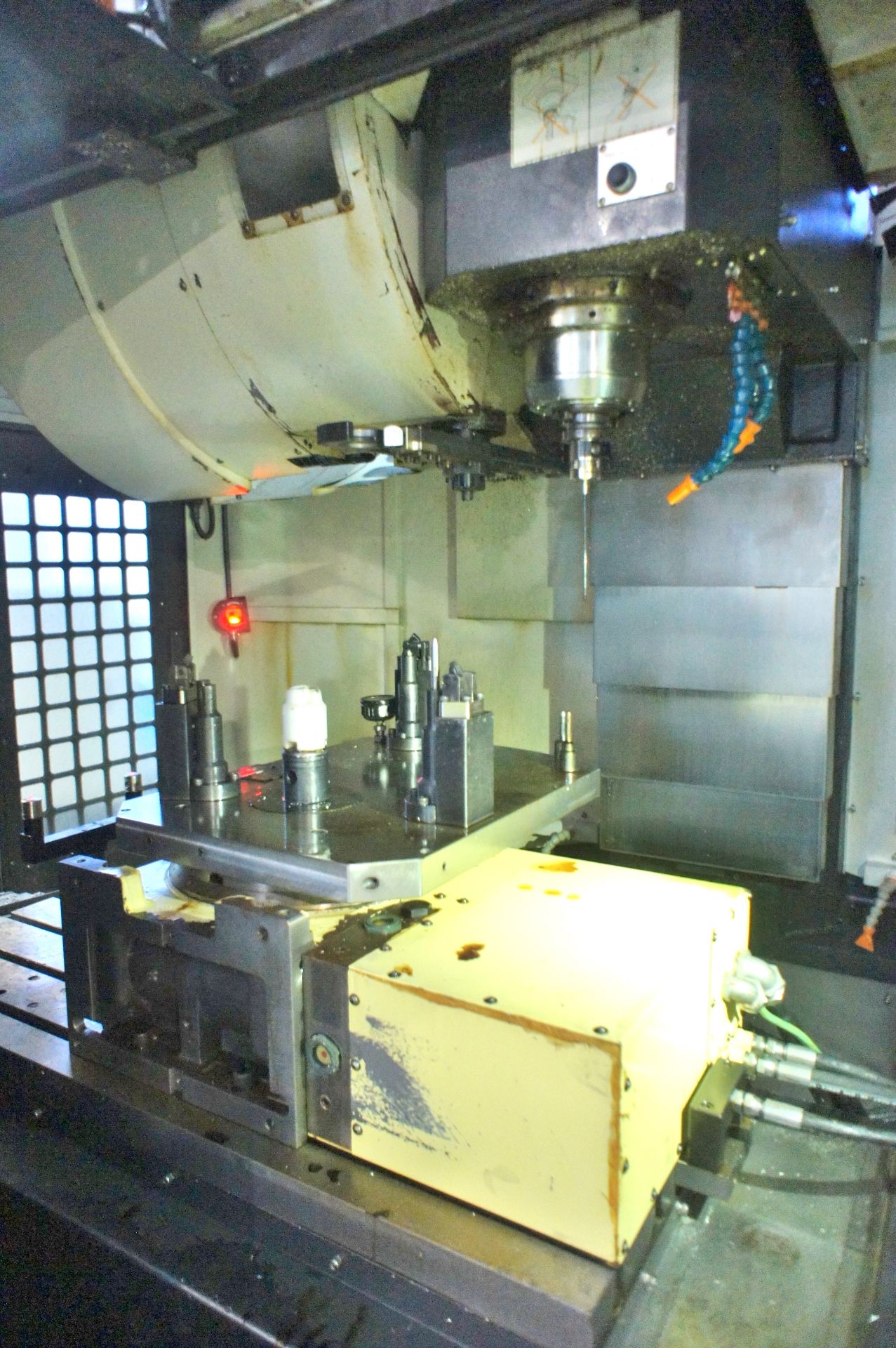 Feeler HV-1000 Vertical Machining Centre - Image 4 of 10