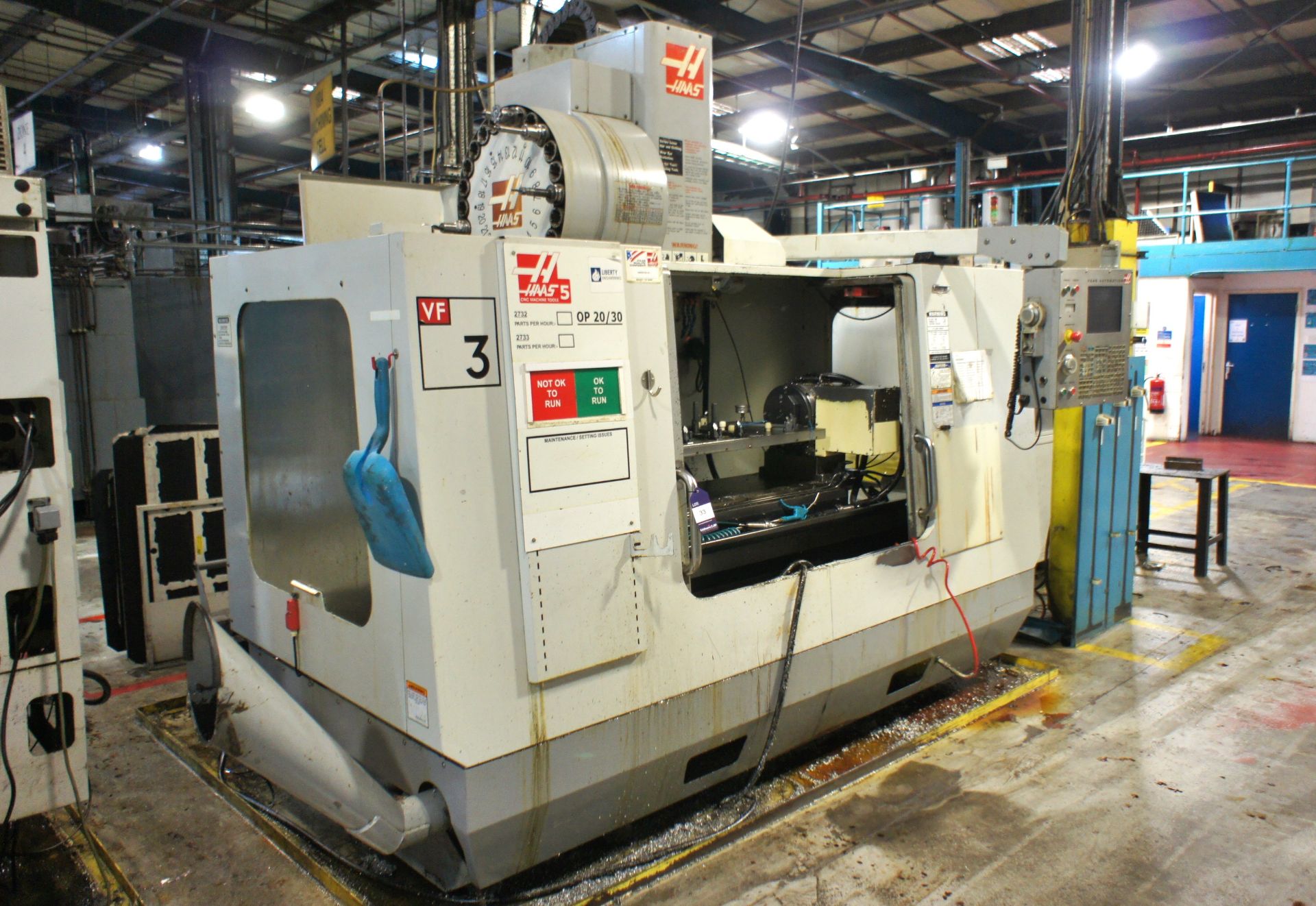 Haas VF-3DHE Vertical Machining Centre - Image 3 of 9